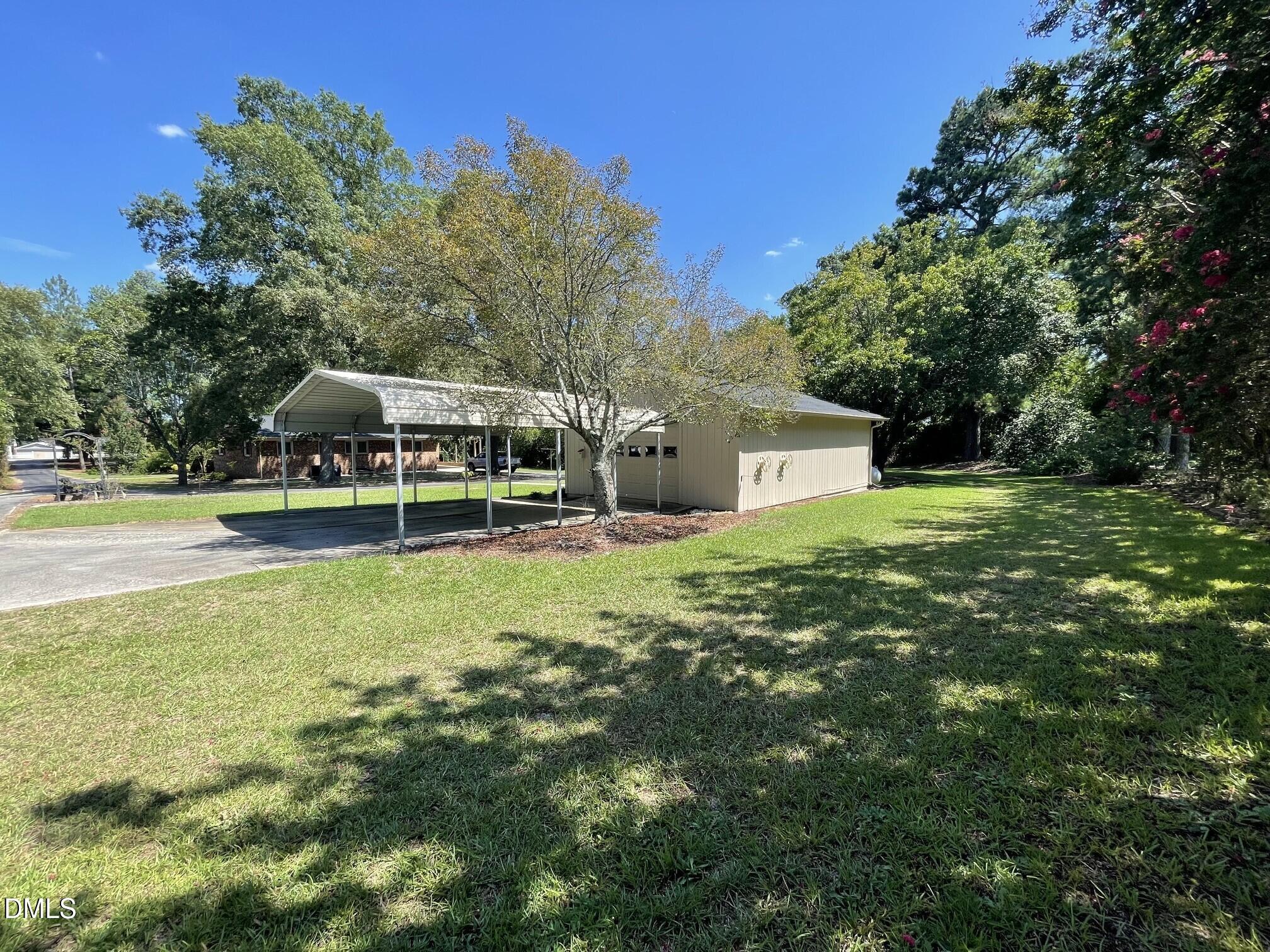 456 S Raleigh Street Property Photo 9