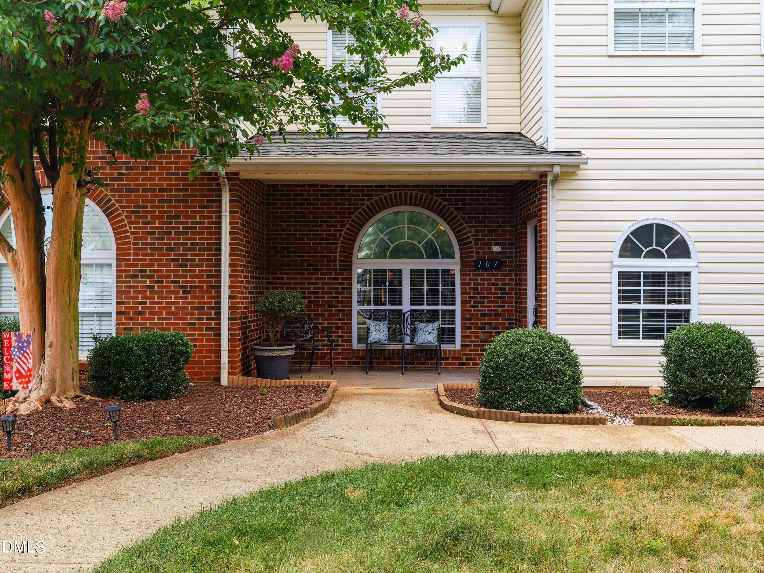 2101 Piney Brook Road 107 Property Photo 1