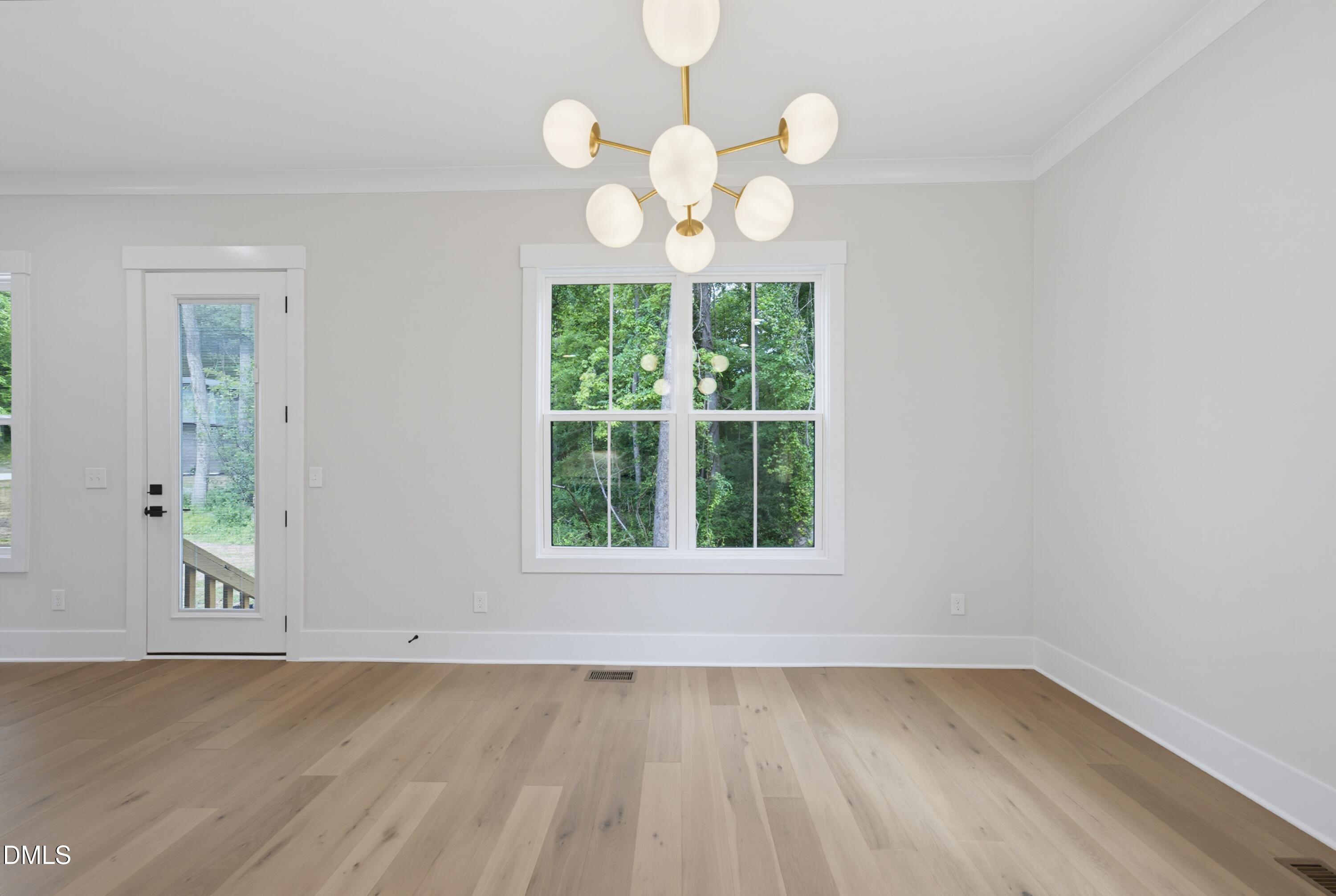 1925 E Geer Street Property Photo 4