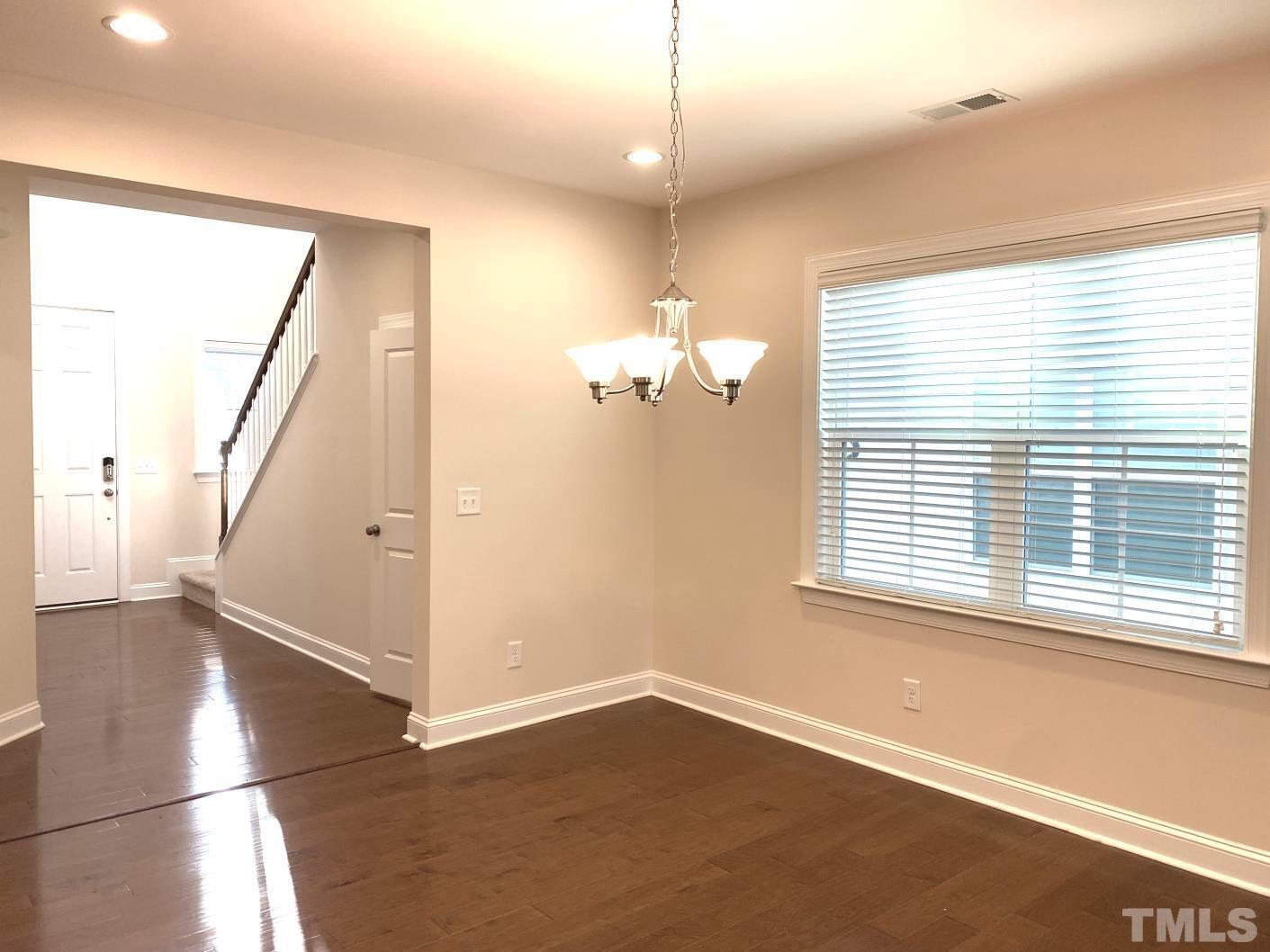 1148 Premier Key Drive Property Photo 4