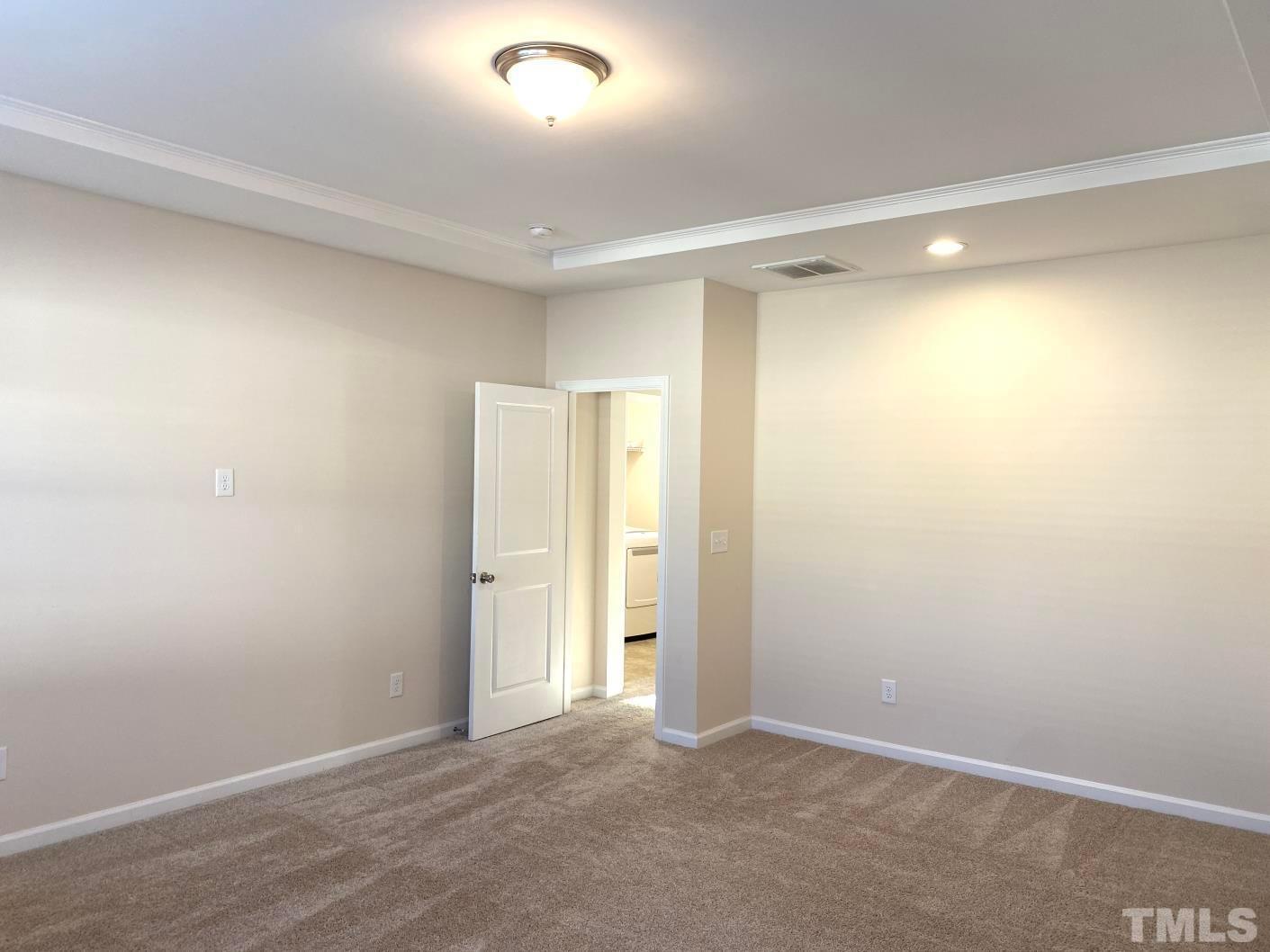 1148 Premier Key Drive Property Photo 15