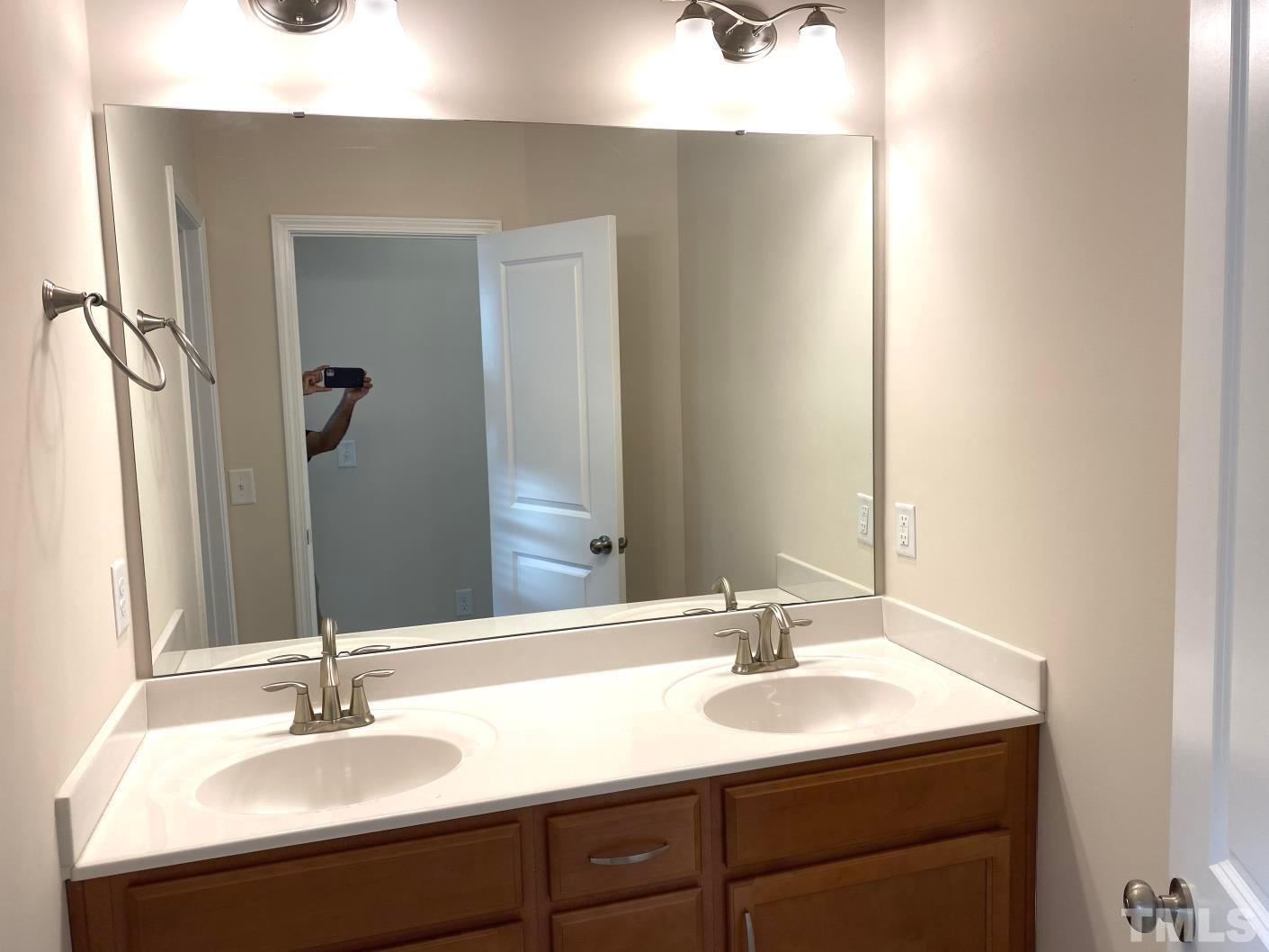 1148 Premier Key Drive Property Photo 19