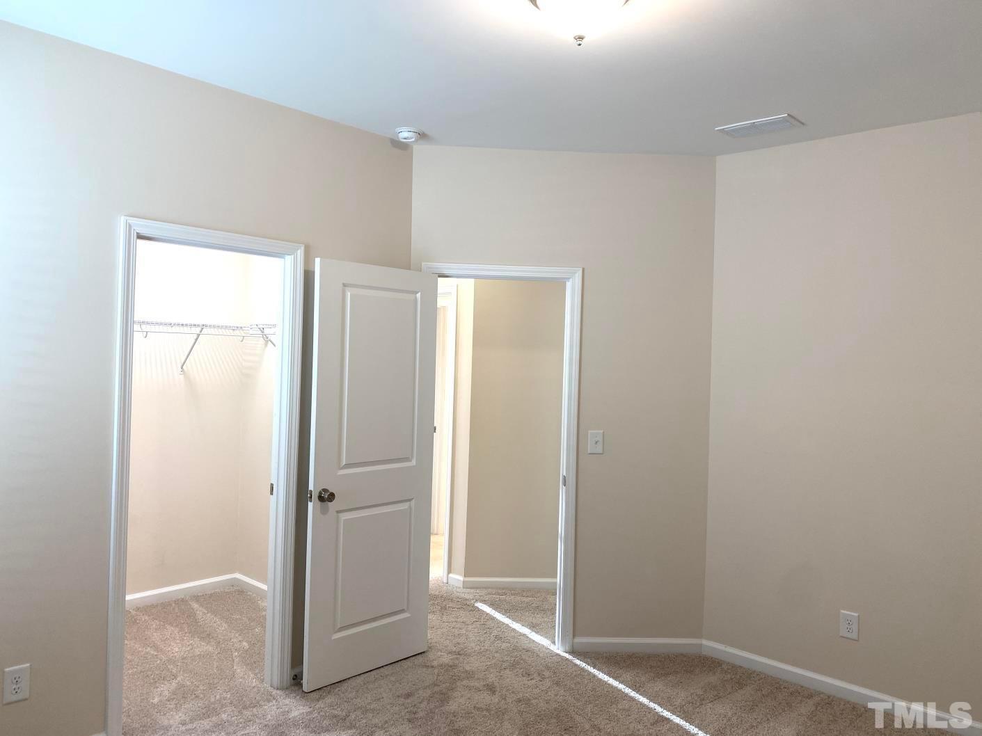 1148 Premier Key Drive Property Photo 21