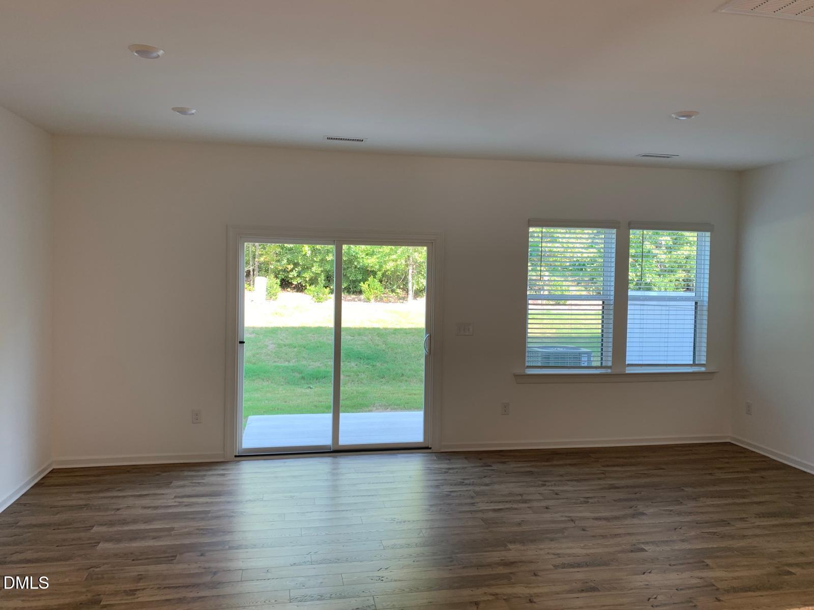 232 Hank Way Property Photo 14