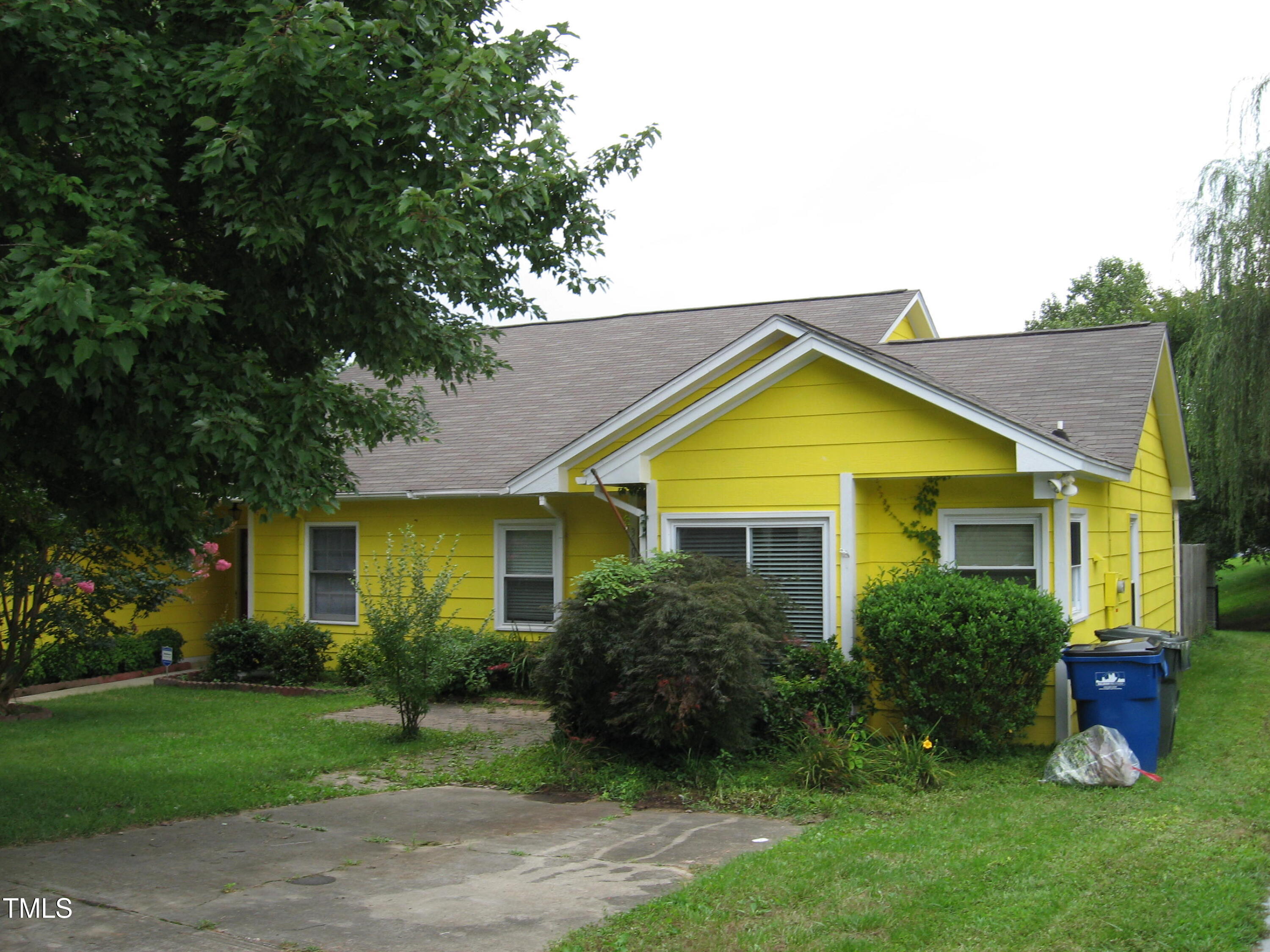 3605 Pine Knoll Drive Property Photo 1