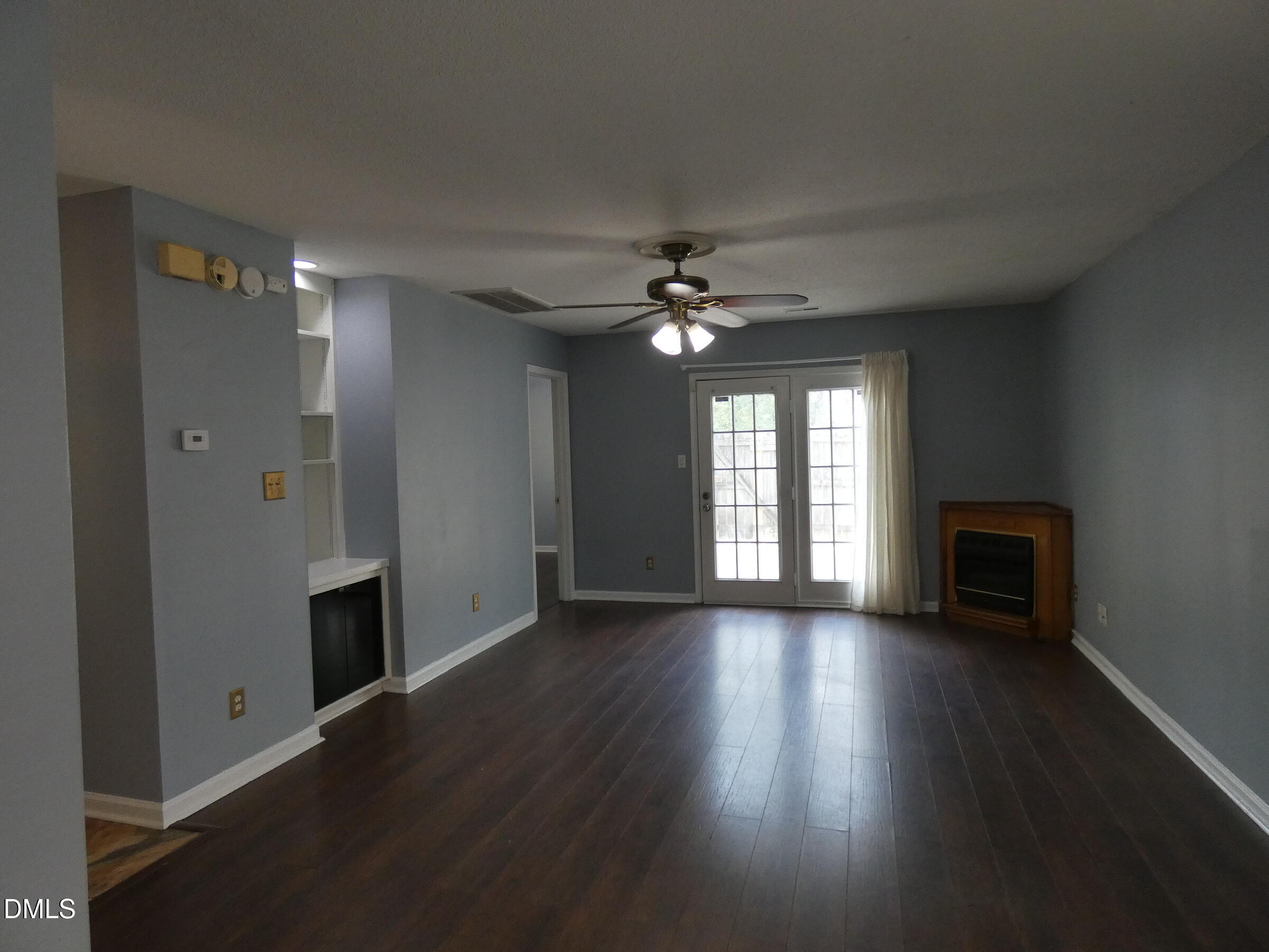 3605 Pine Knoll Drive Property Photo 2