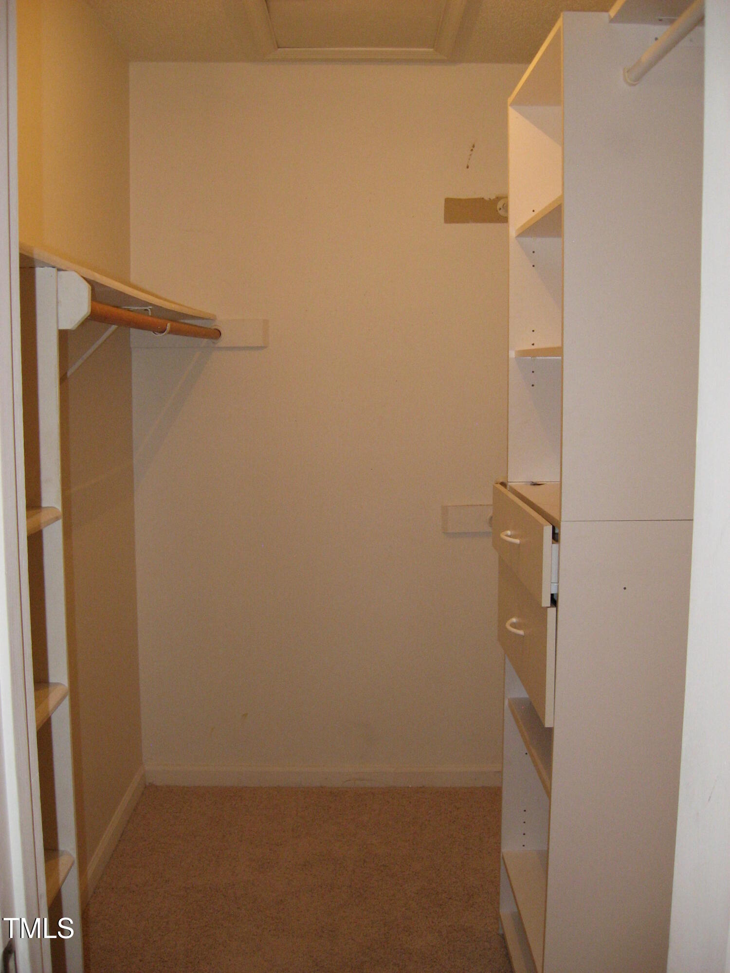 3605 Pine Knoll Drive Property Photo 18