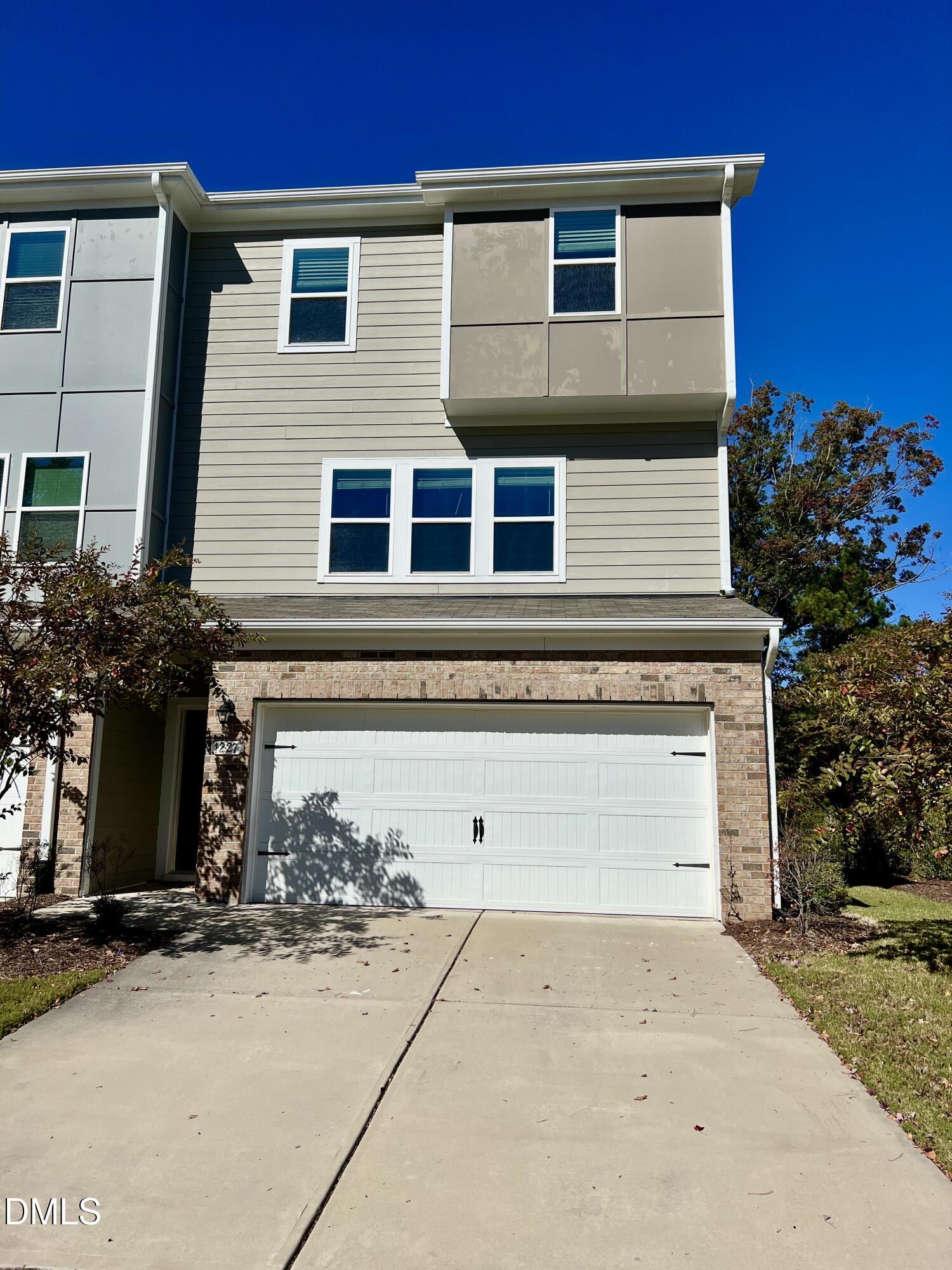 1227 Brickfield Drive Property Photo 28