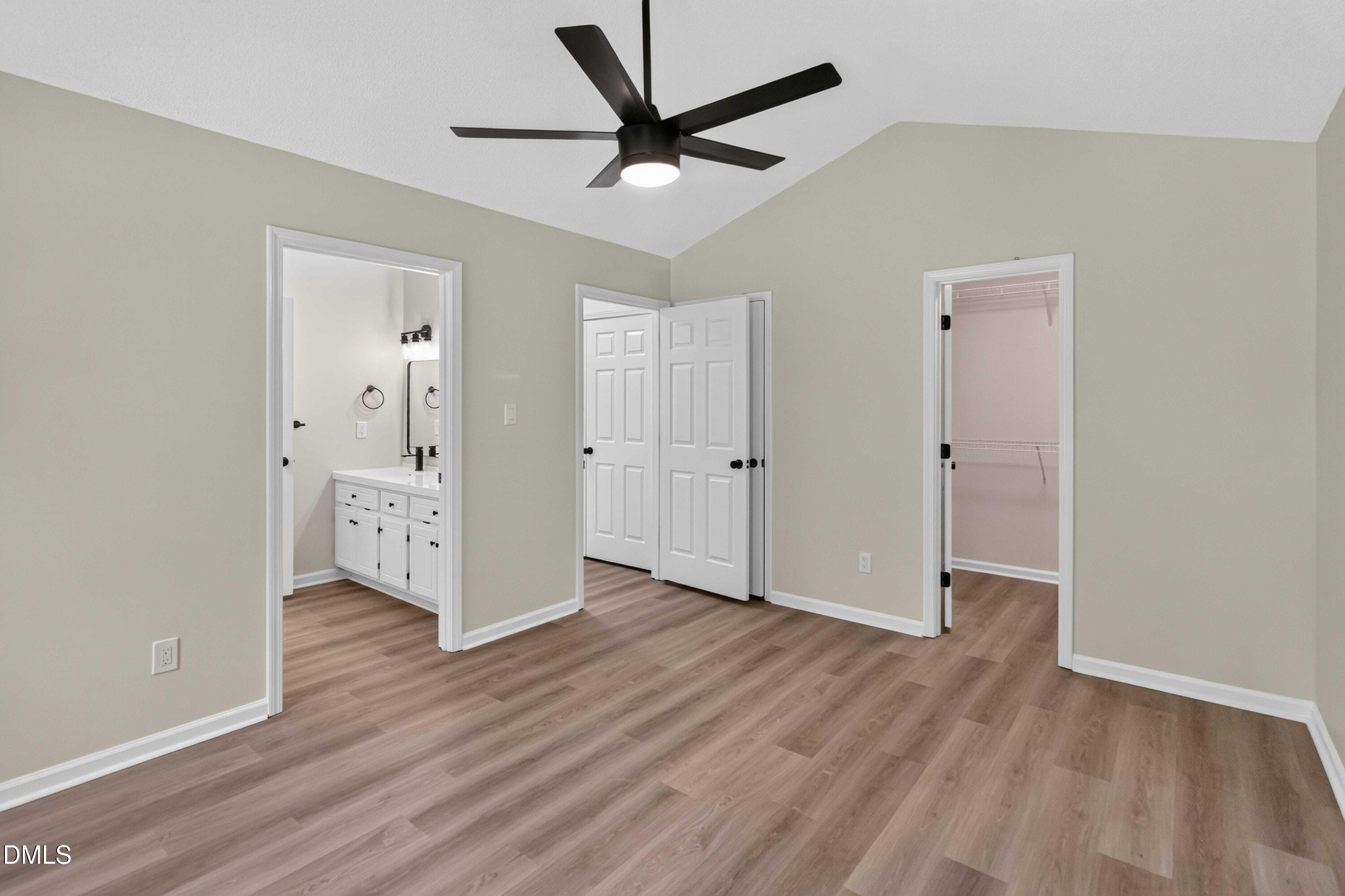 318 Davis Farm Drive Property Photo 4