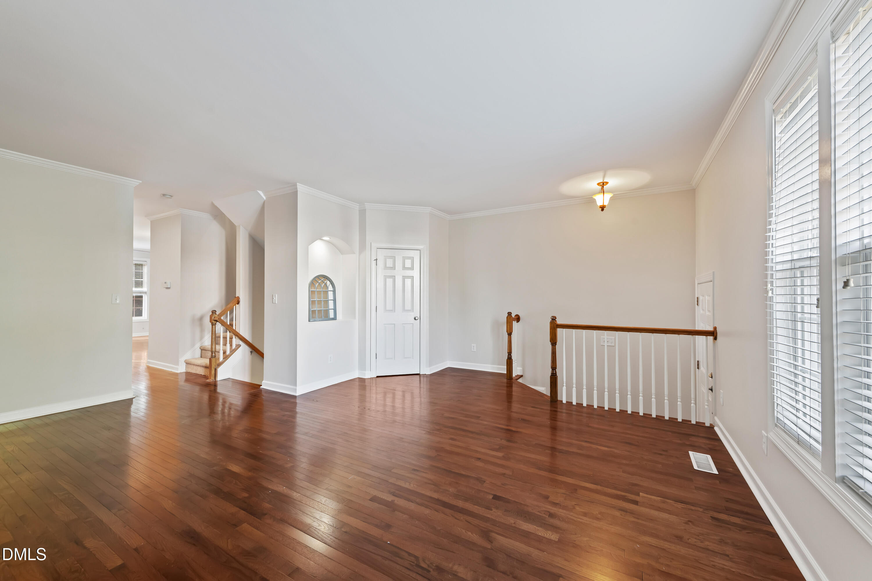 3645 Edgemont Drive Property Photo 4