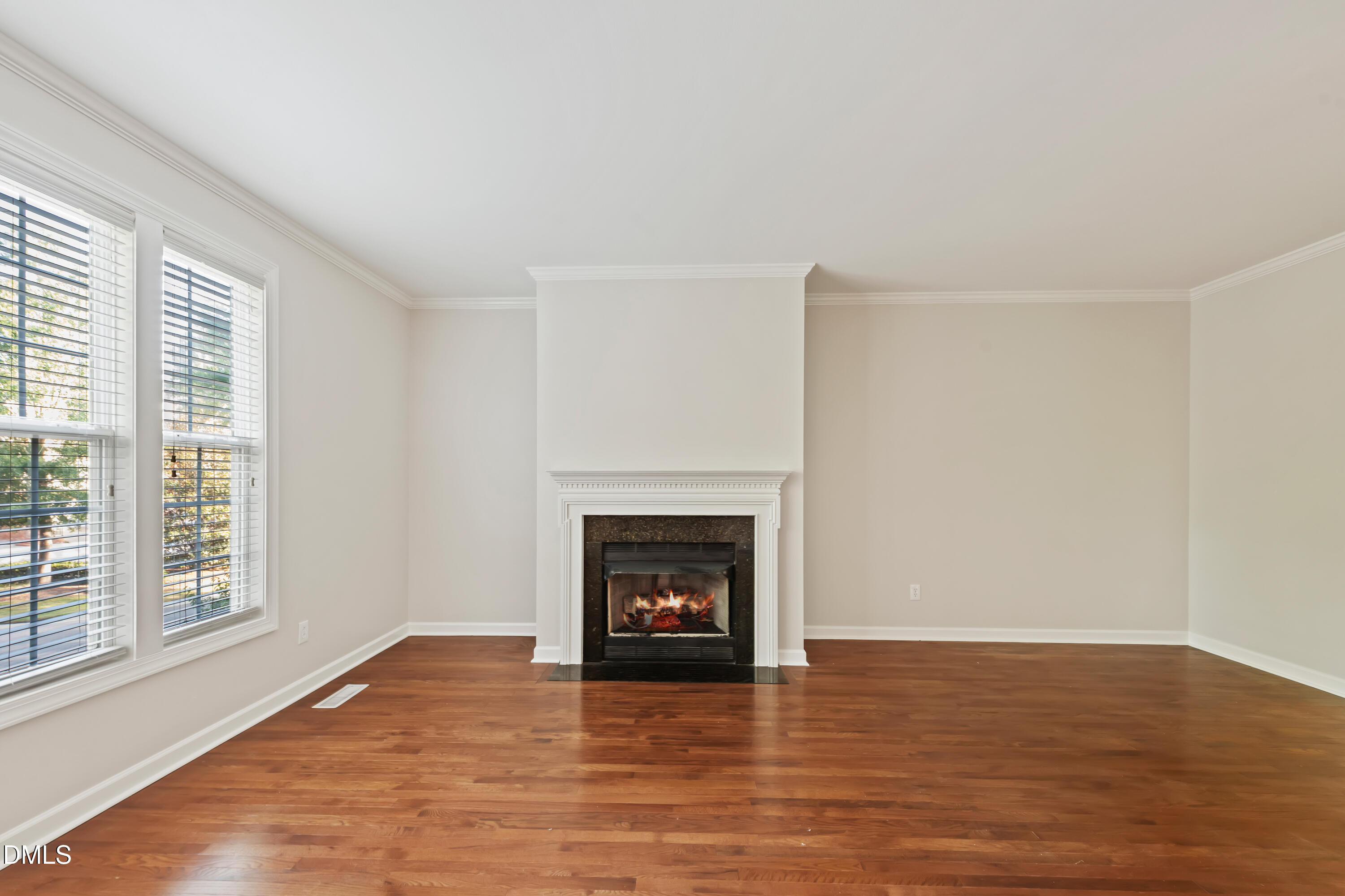 3645 Edgemont Drive Property Photo 5
