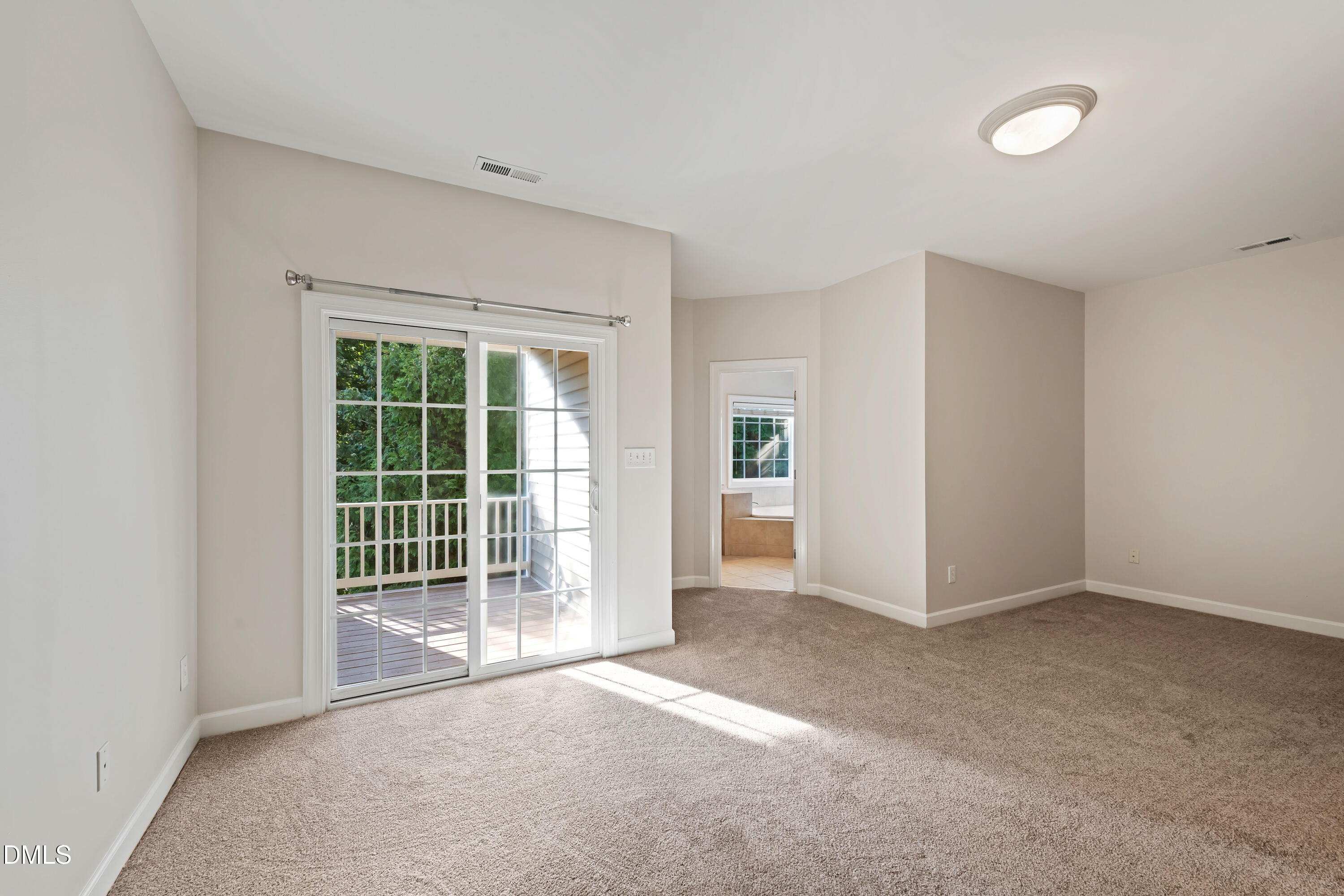 3645 Edgemont Drive Property Photo 20