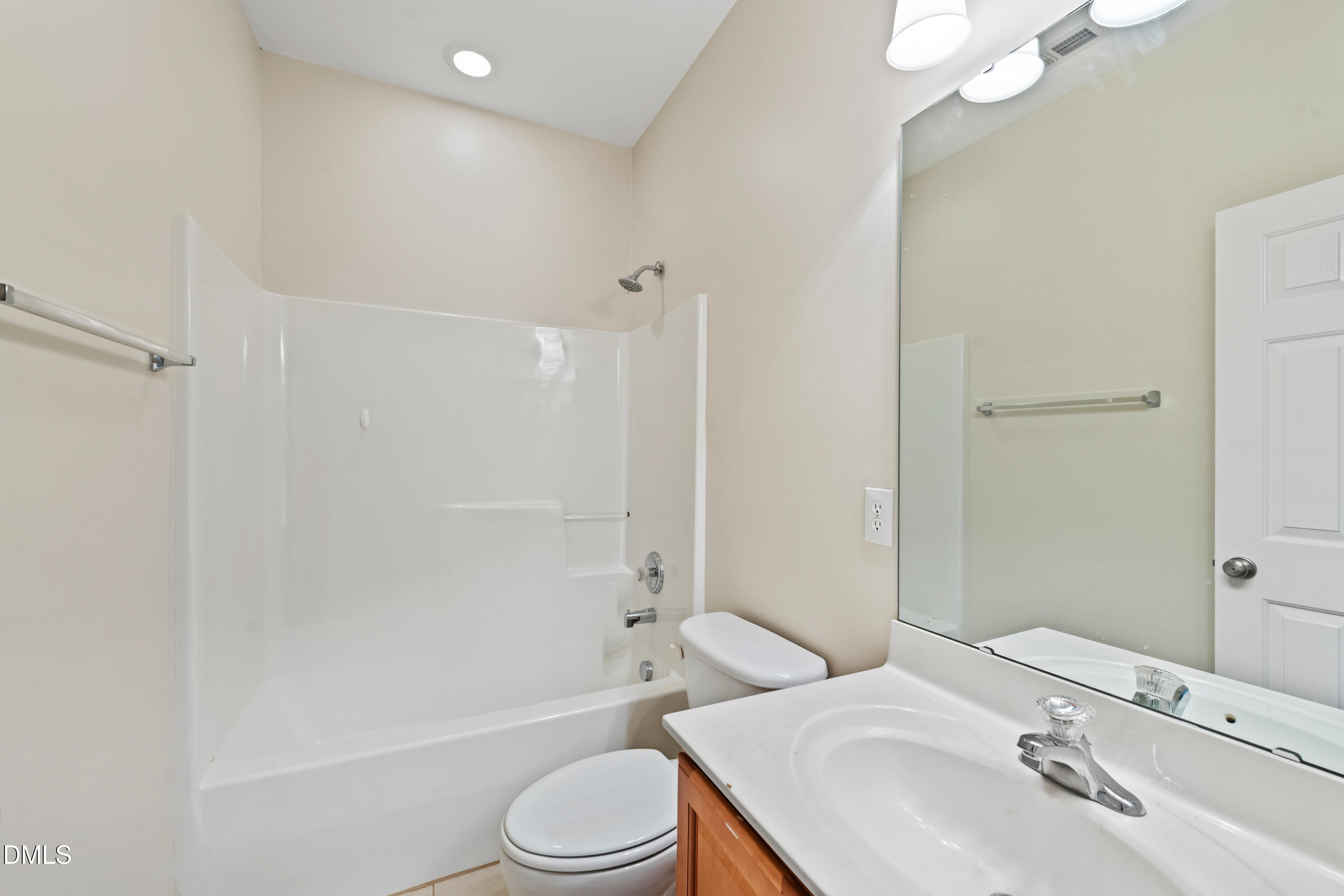 3645 Edgemont Drive Property Photo 27