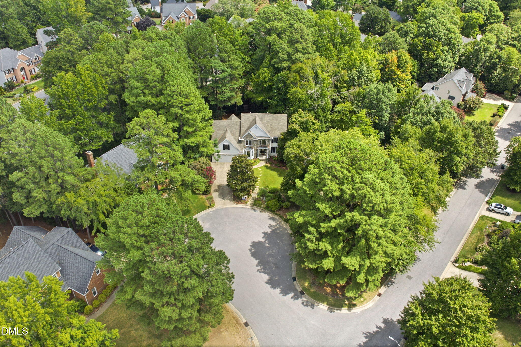 202 Montford Hall Court Property Photo 4