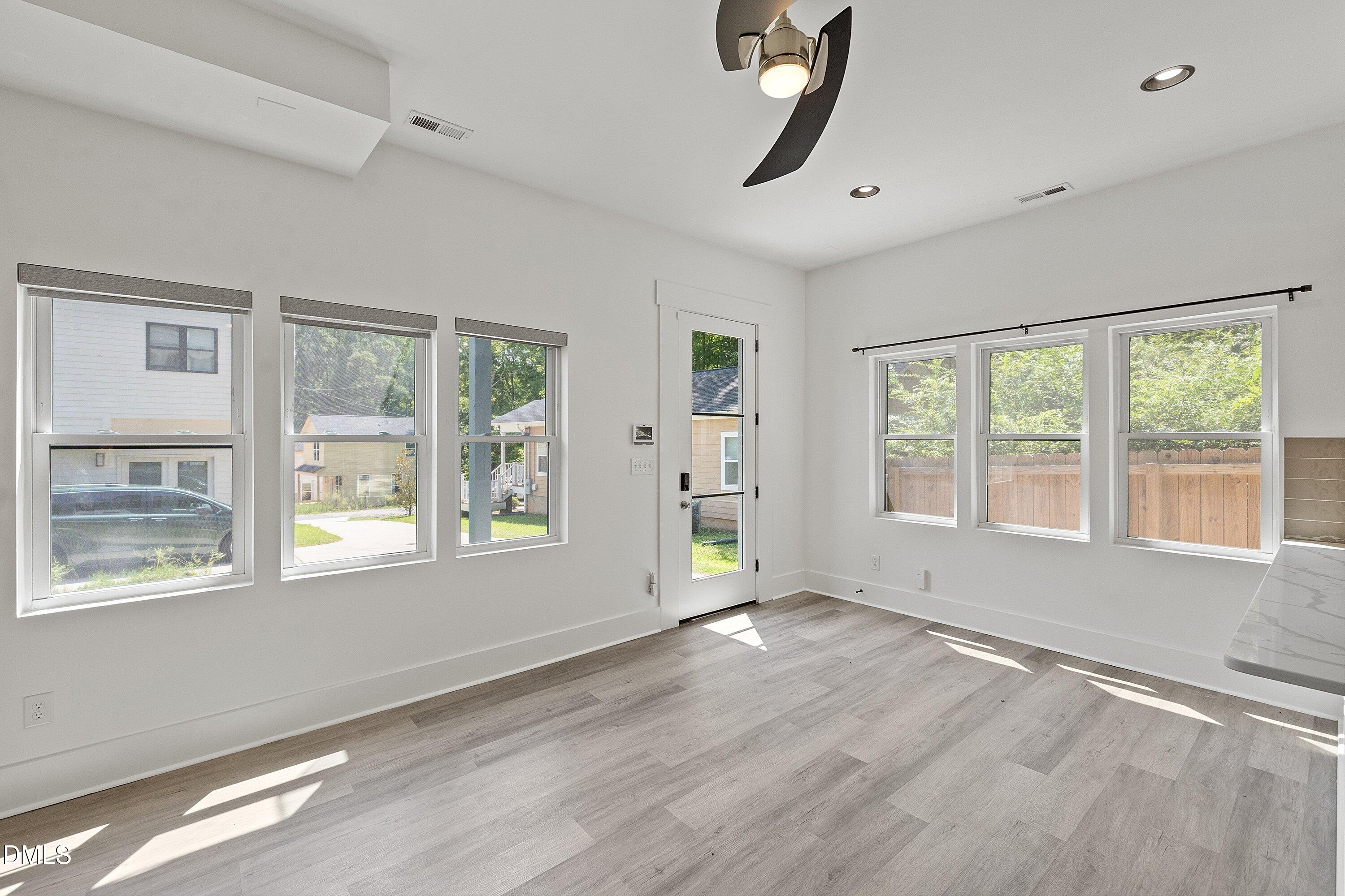 310 Truce Street B Property Photo 5
