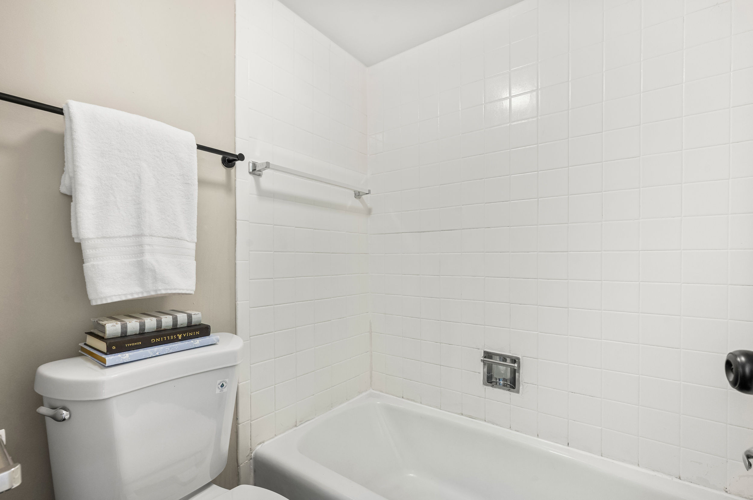 1008 Sandlin Place A Property Photo 24