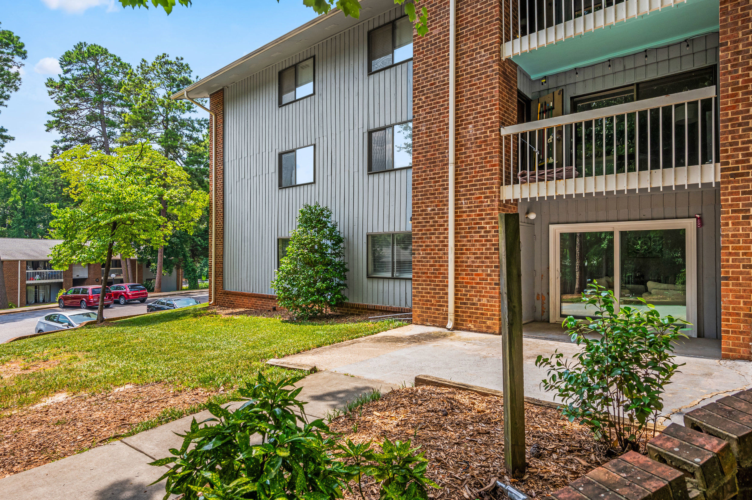 1008 Sandlin Place A Property Photo 30