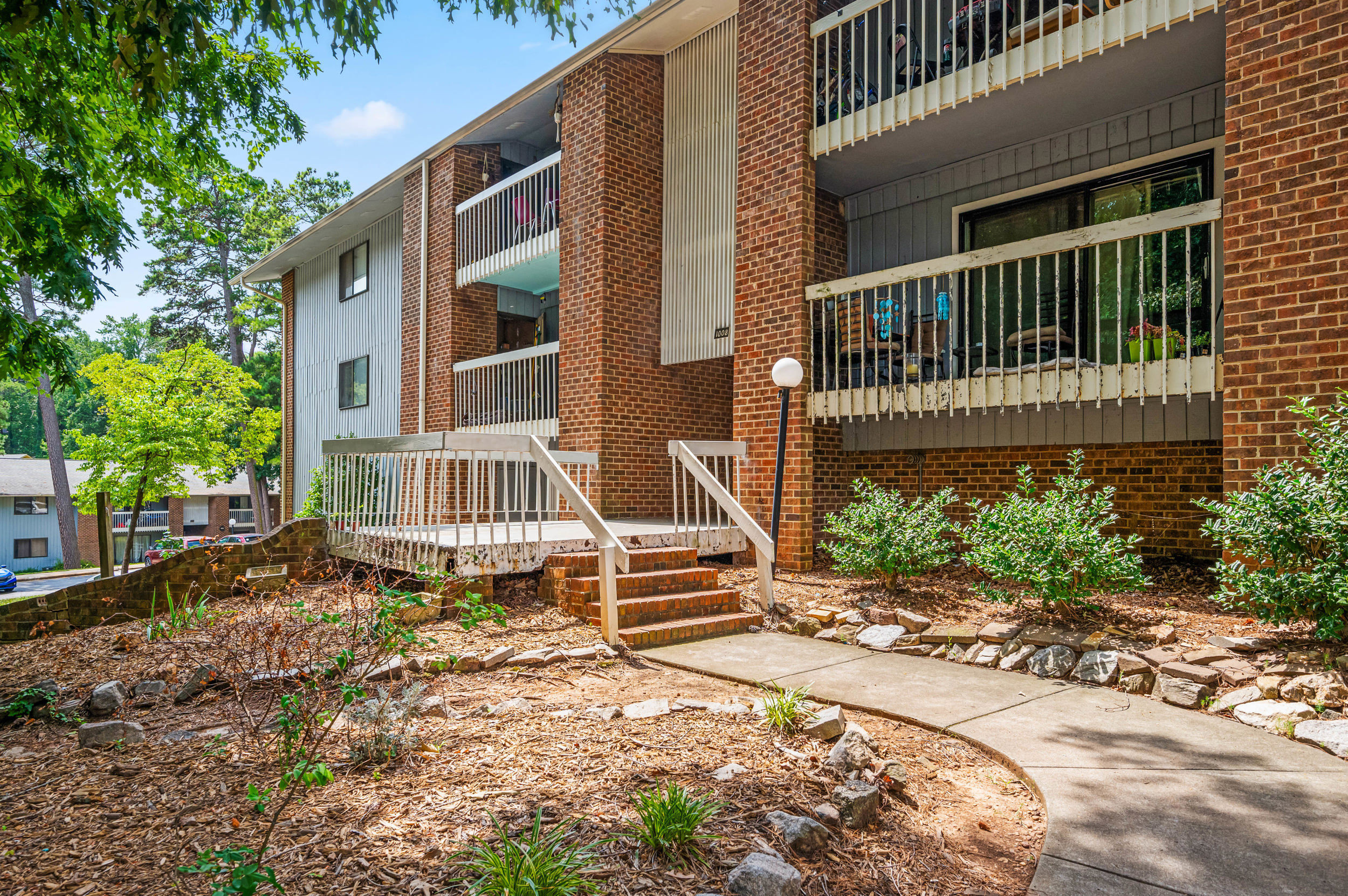 1008 Sandlin Place A Property Photo 31