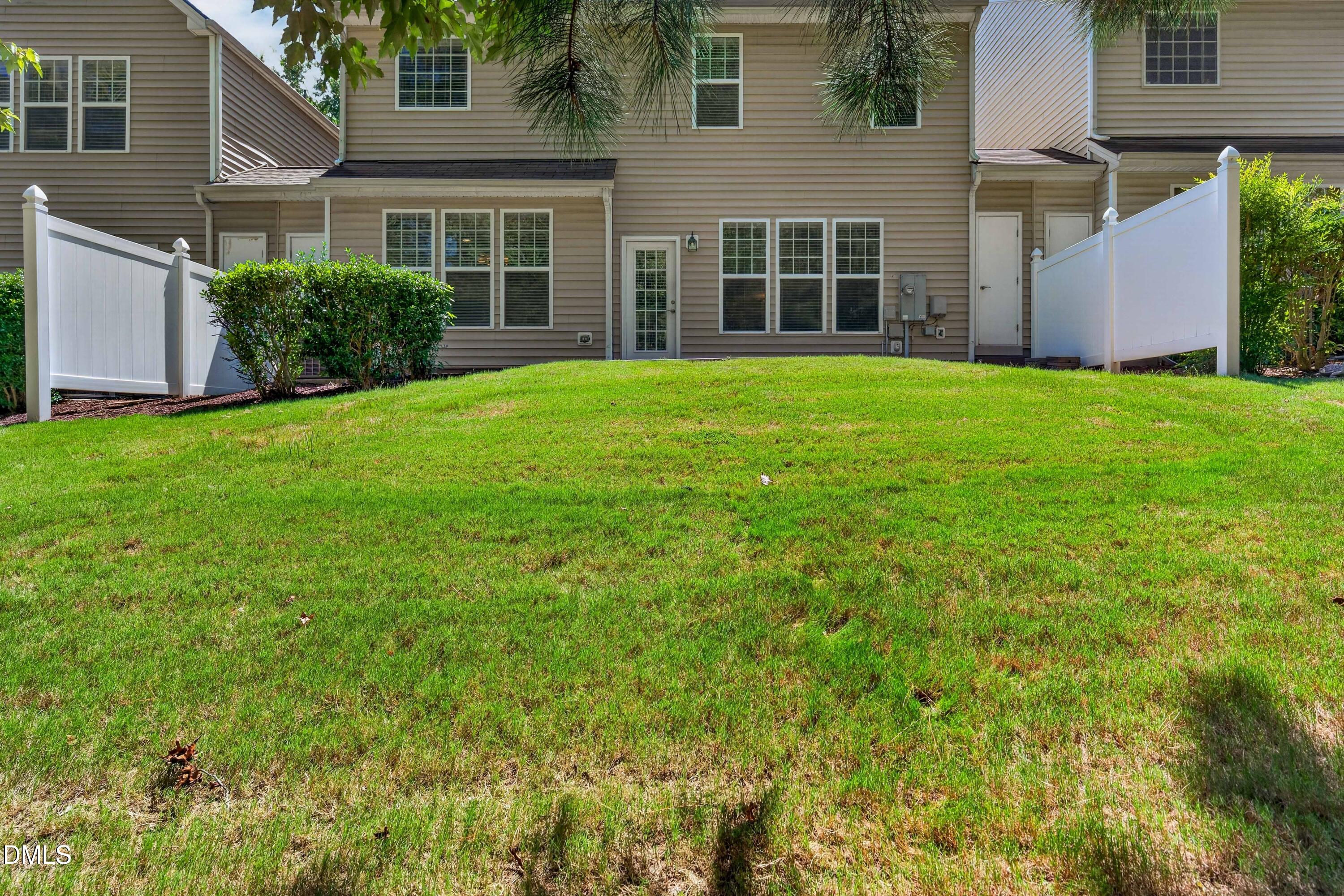 104 Hammond Wood Place Property Photo 47