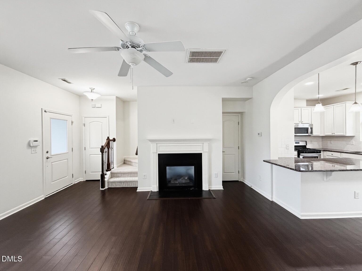 14 Pilatus Drive Property Photo 6