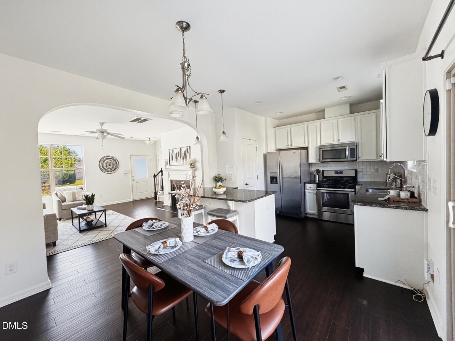 14 Pilatus Drive Property Photo 8