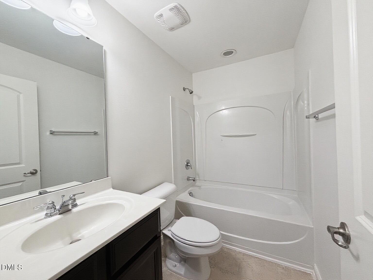 14 Pilatus Drive Property Photo 16