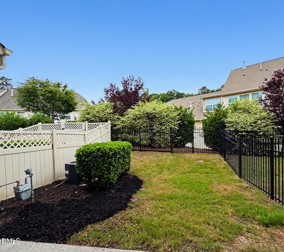 14 Pilatus Drive Property Photo 17