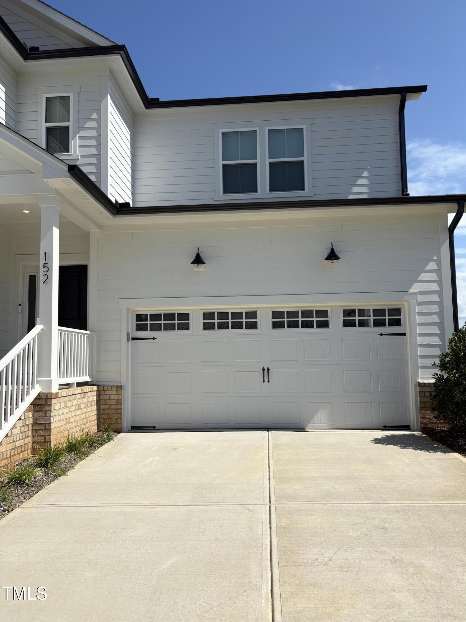 152 Highpointe Drive Property Photo 2
