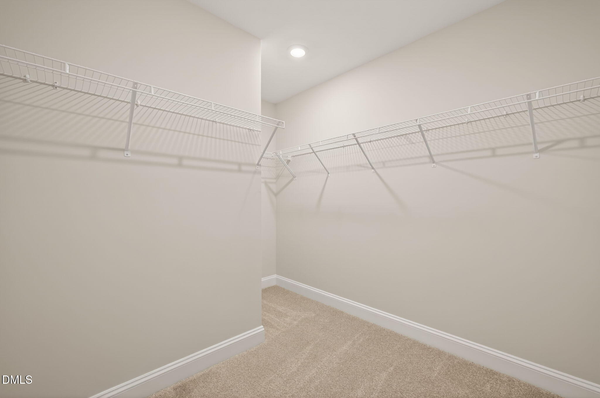 424 Barrington Ky Drive Property Photo 16