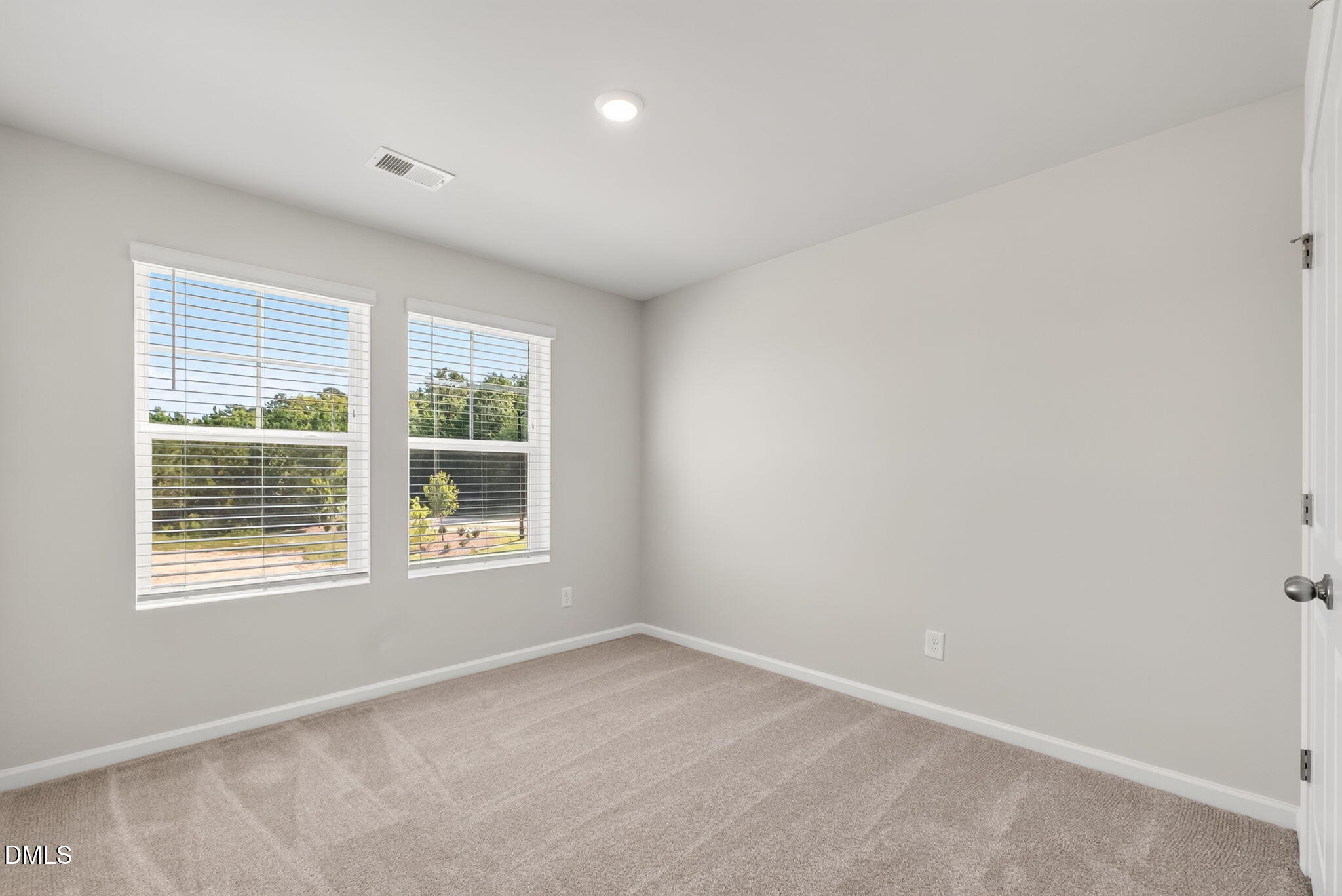 424 Barrington Ky Drive Property Photo 18