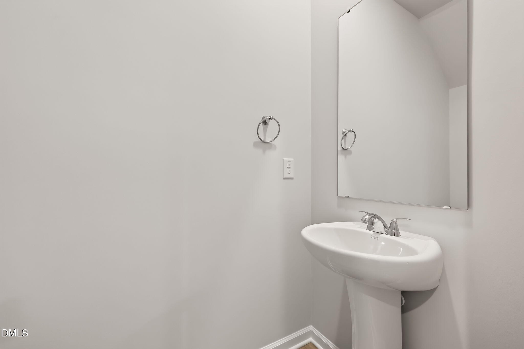414 Barrington Key Drive Property Photo 18