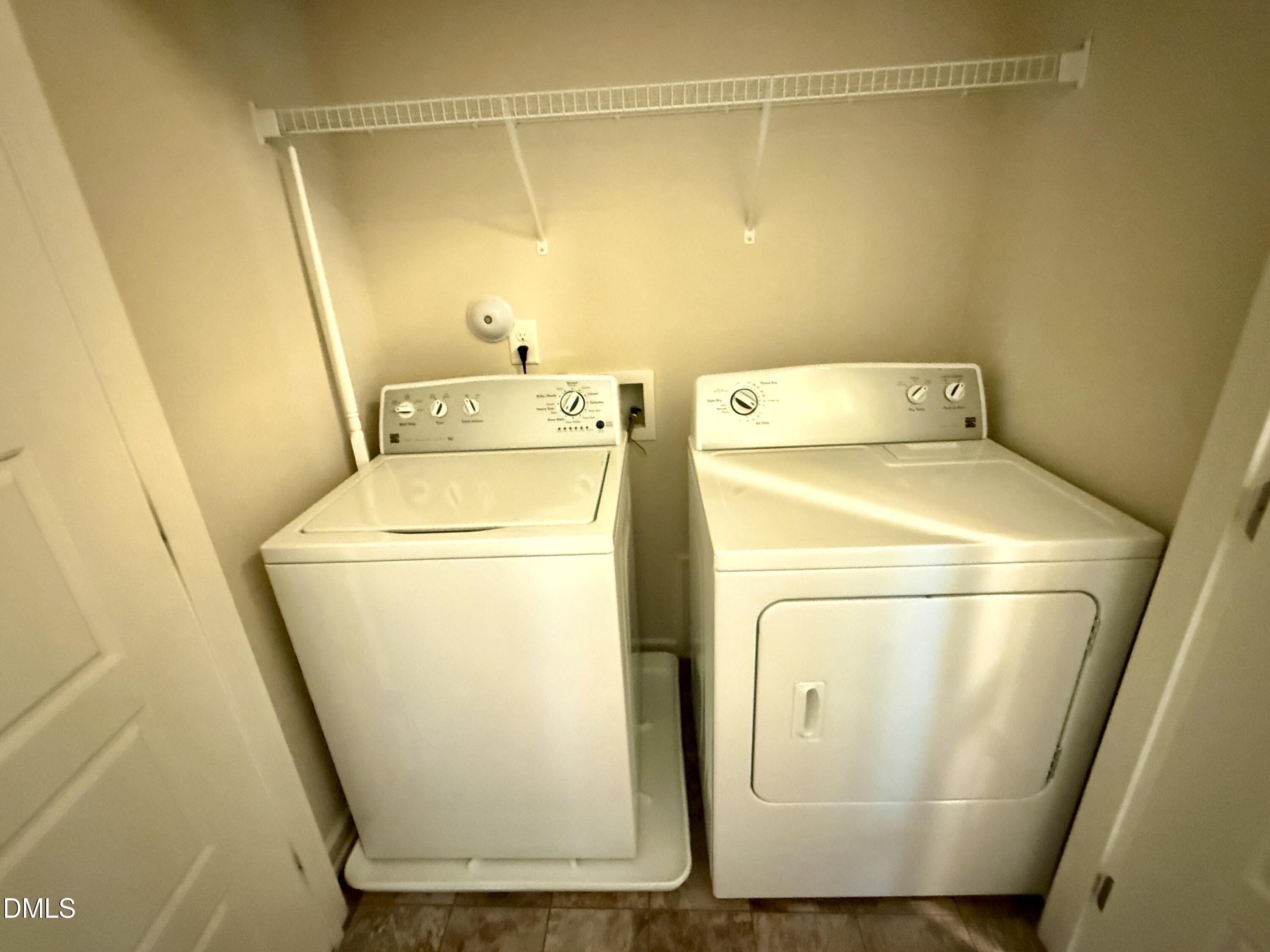 1008 Midtowne Way Property Photo 15