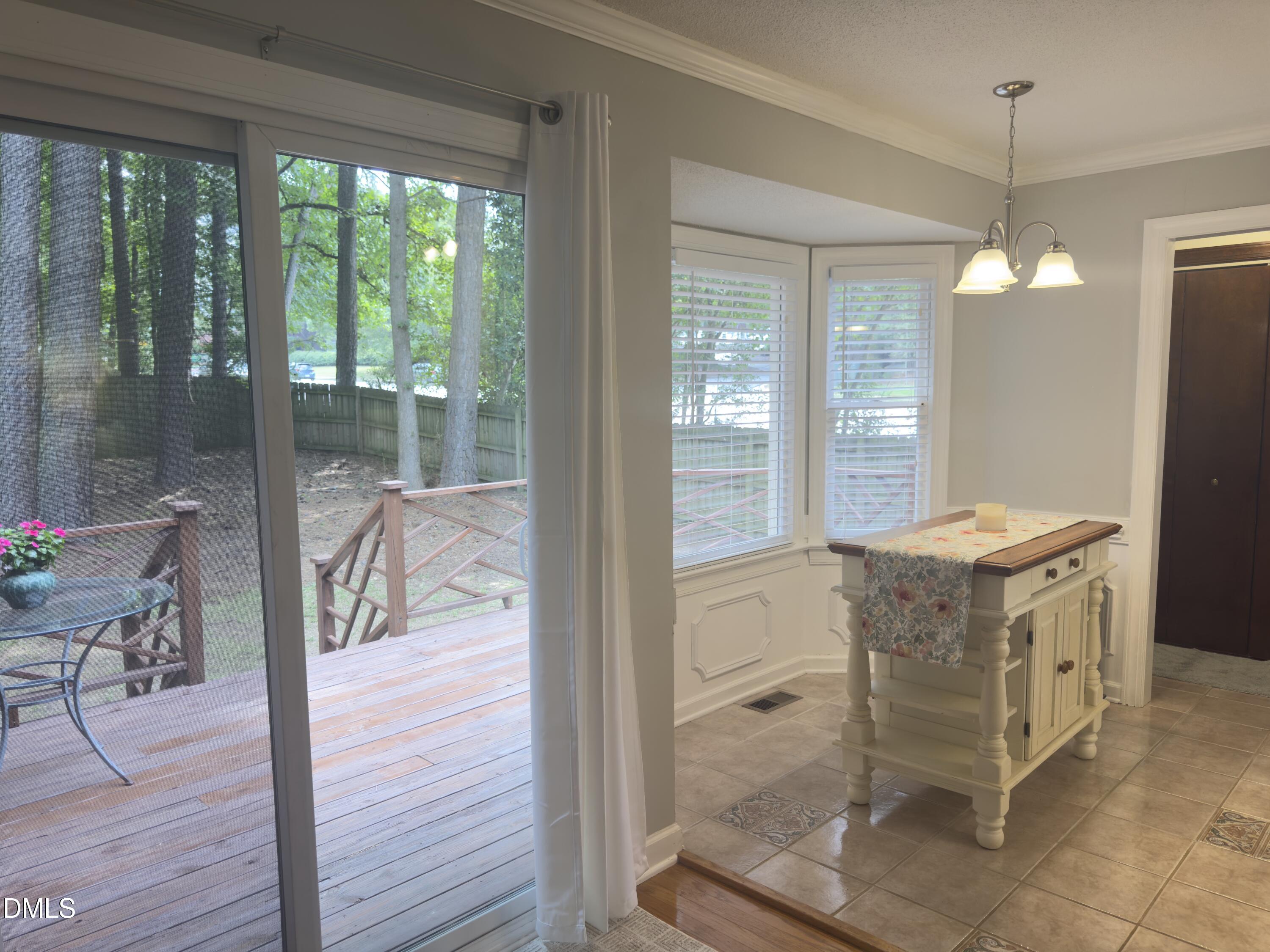 100 Nicholson Road Property Photo 8