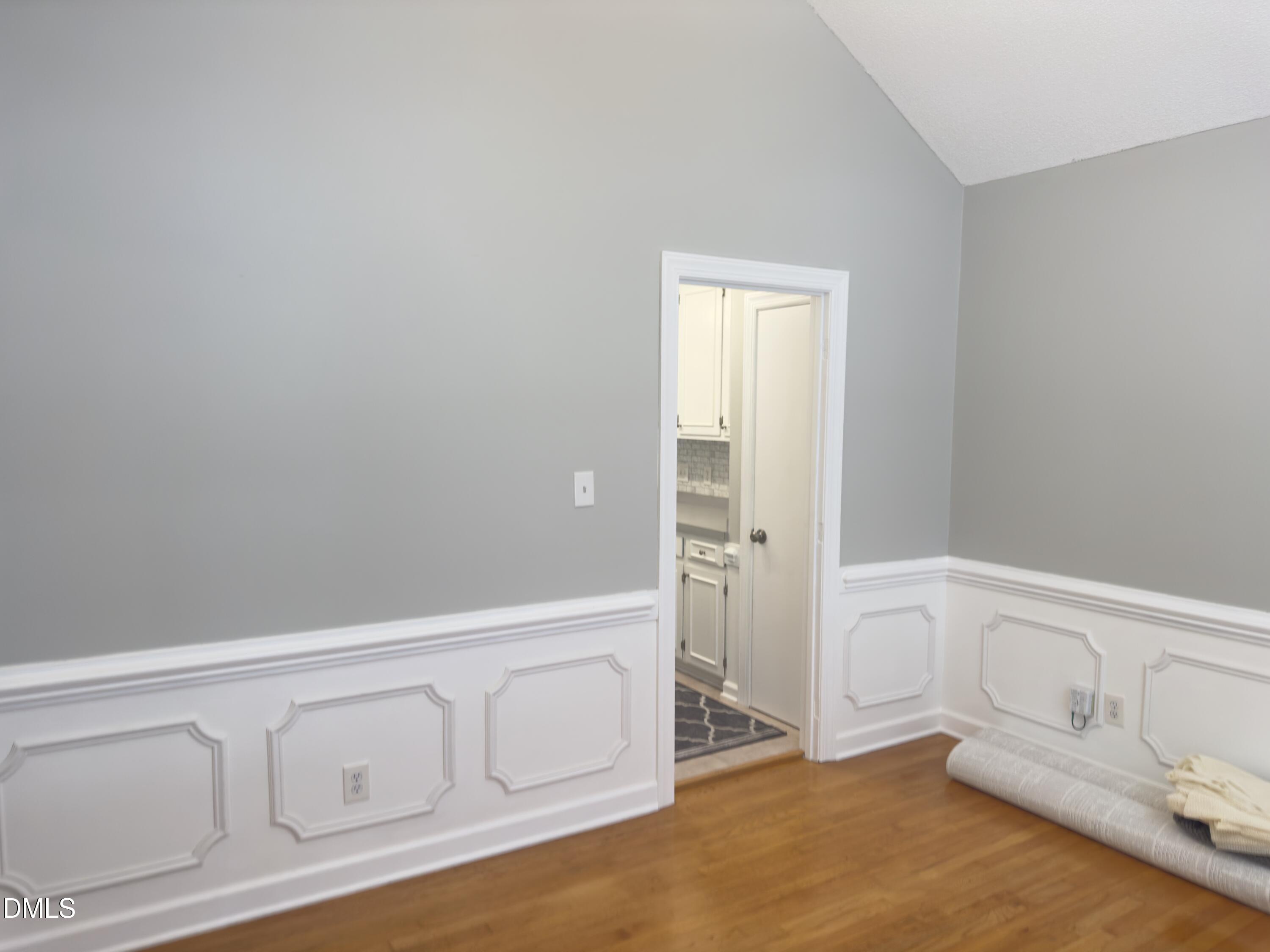 100 Nicholson Road Property Photo 13