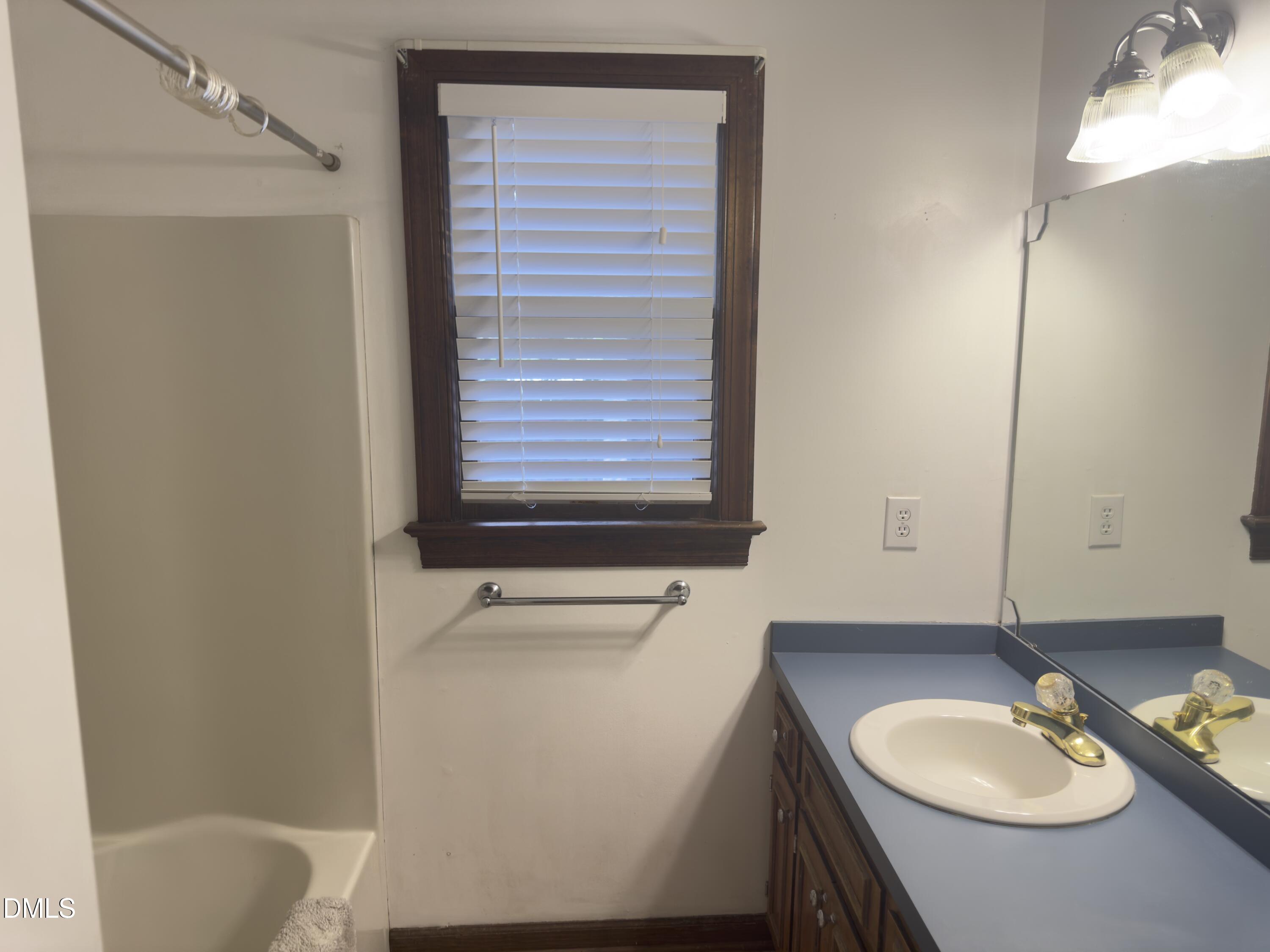 100 Nicholson Road Property Photo 36