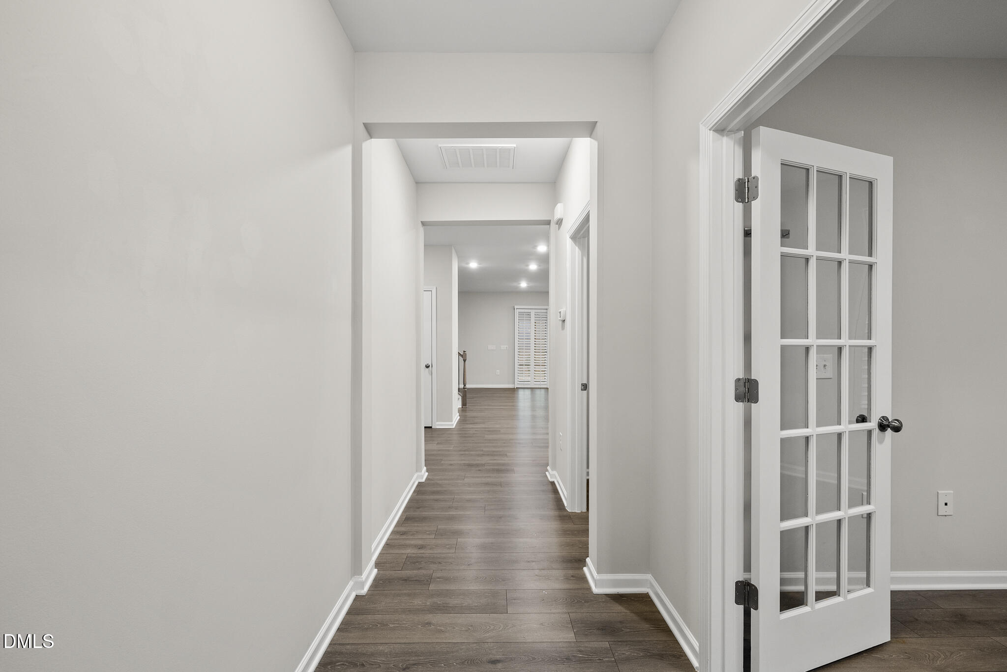 2116 Curry Meadow Way Property Photo 4