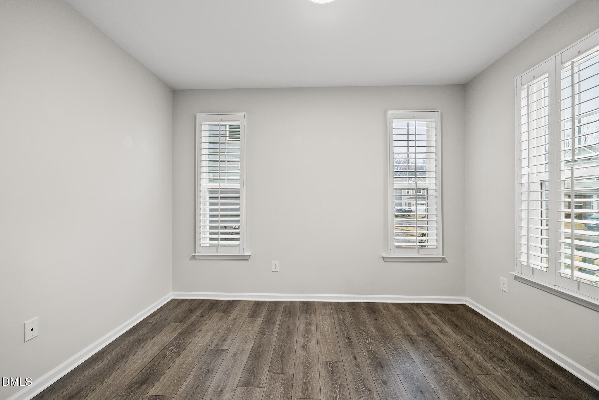 2116 Curry Meadow Way Property Photo 5