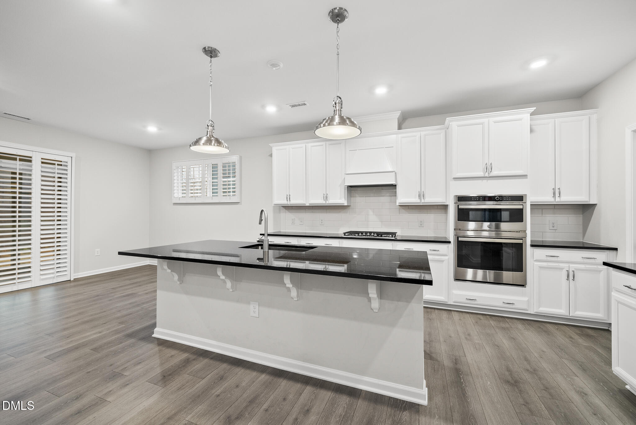 2116 Curry Meadow Way Property Photo 12