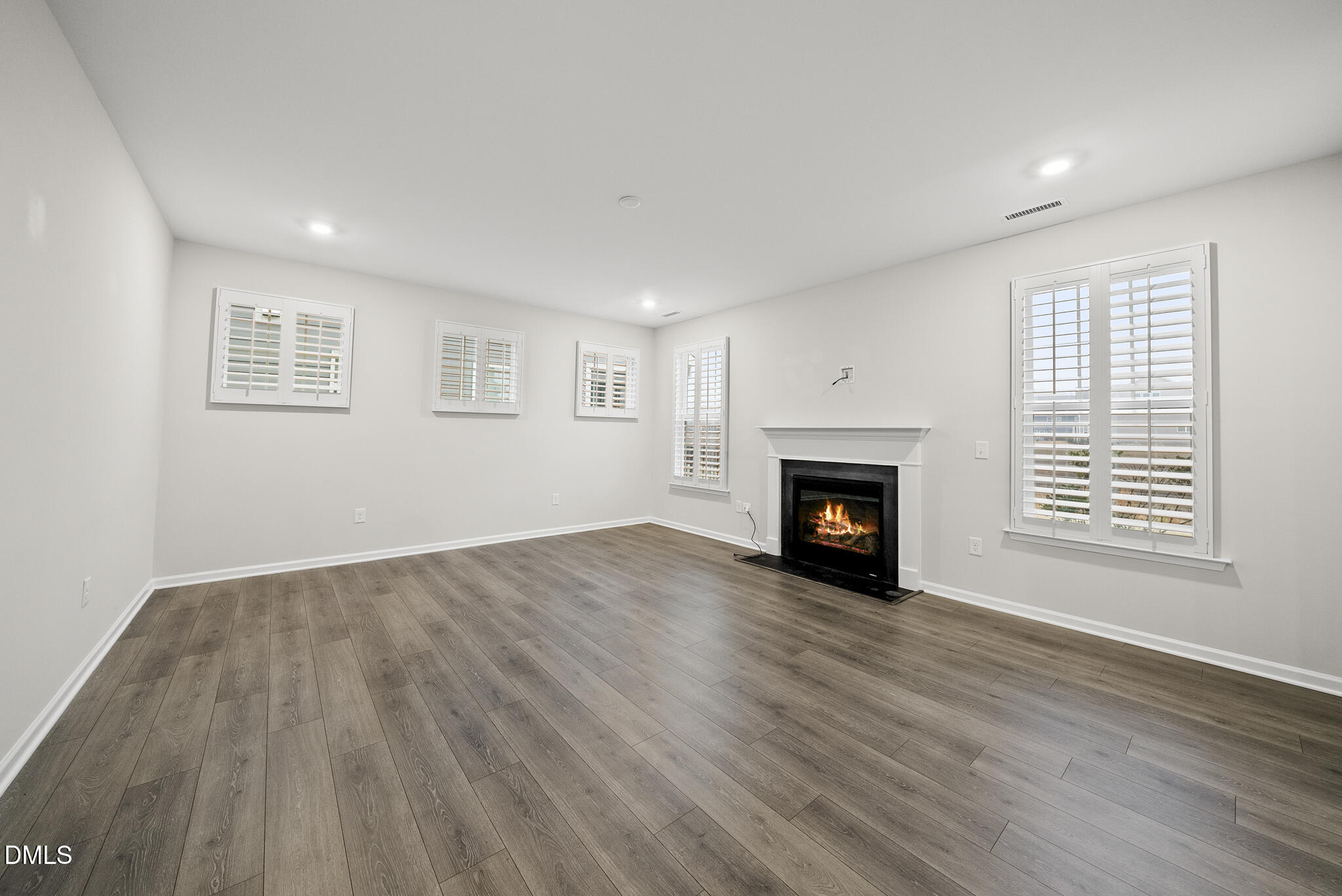 2116 Curry Meadow Way Property Photo 20