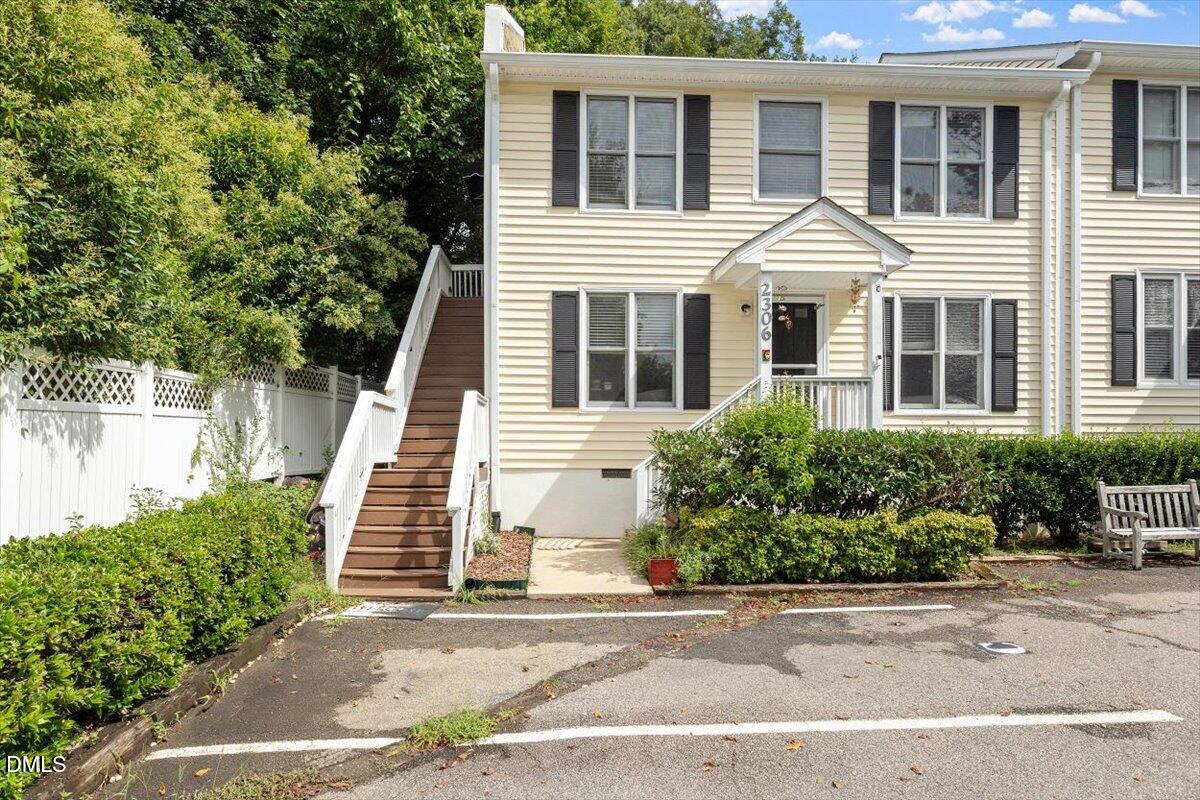 2306 Stafford Avenue A Property Photo 1