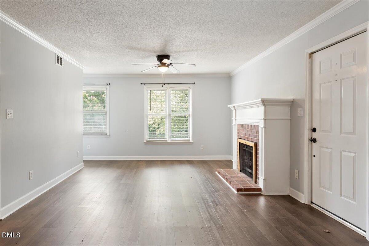2306 Stafford Avenue A Property Photo 4