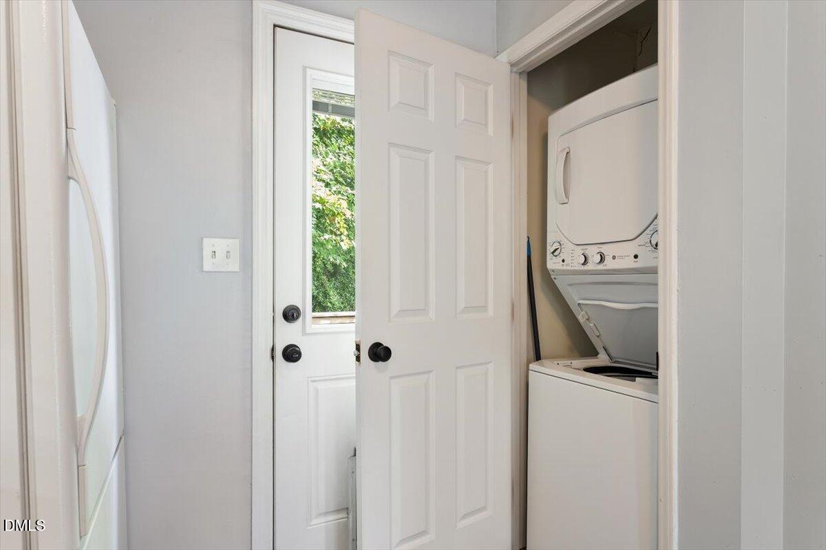 2306 Stafford Avenue A Property Photo 15