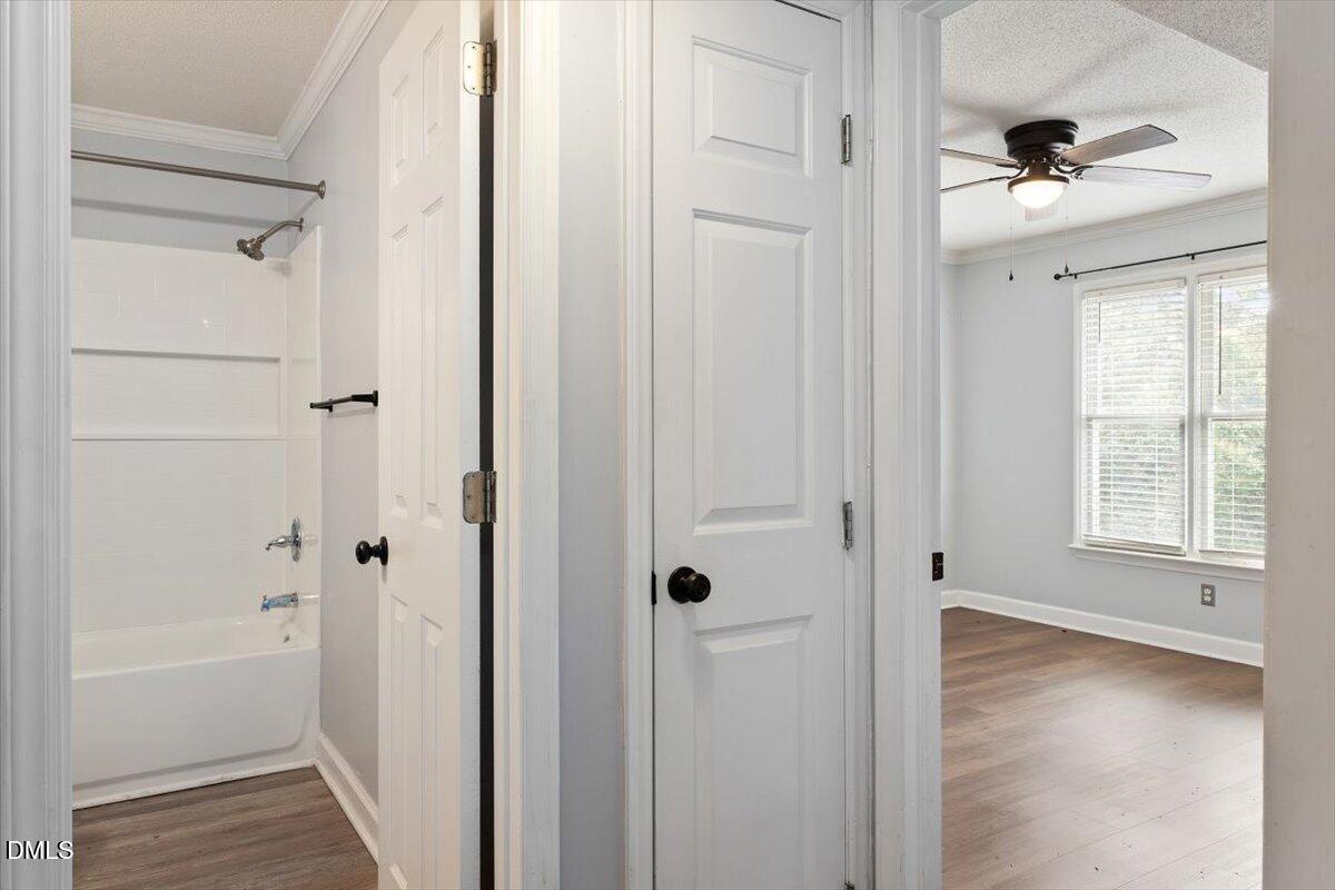 2306 Stafford Avenue A Property Photo 20