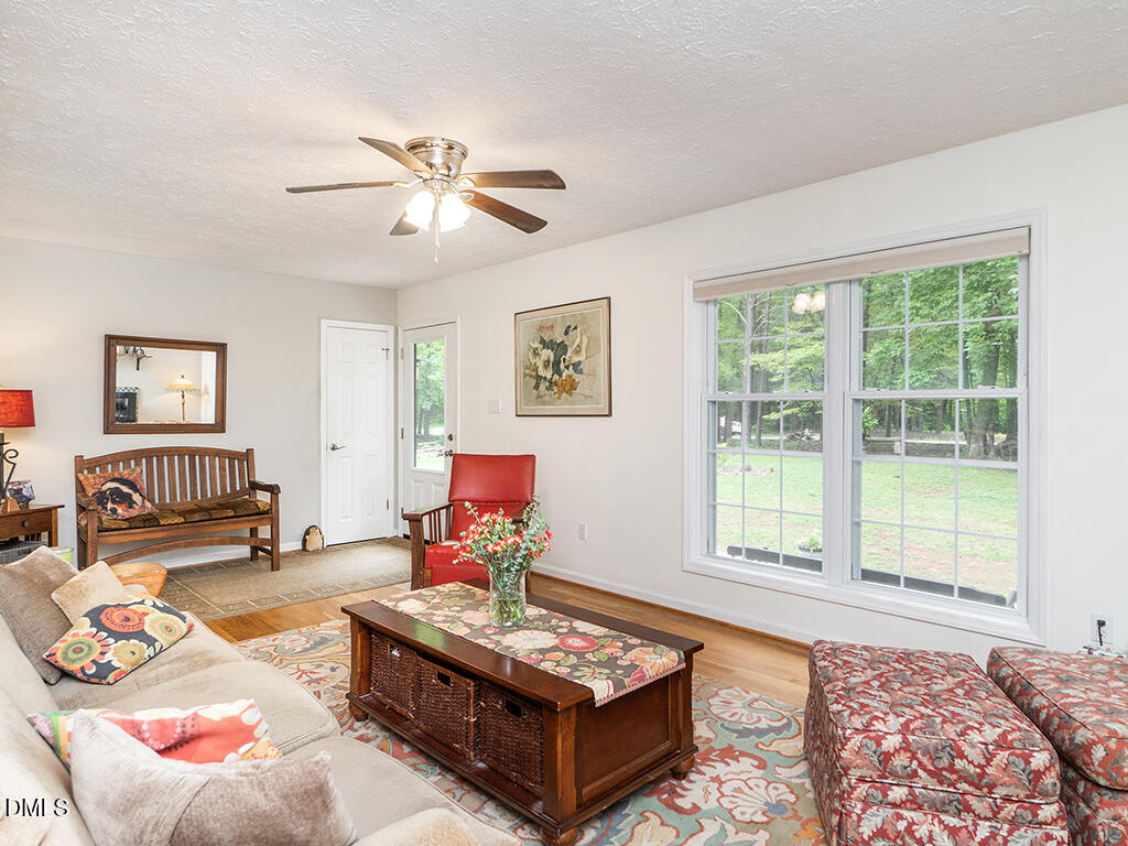 1627 Wendy Lane Property Photo 4