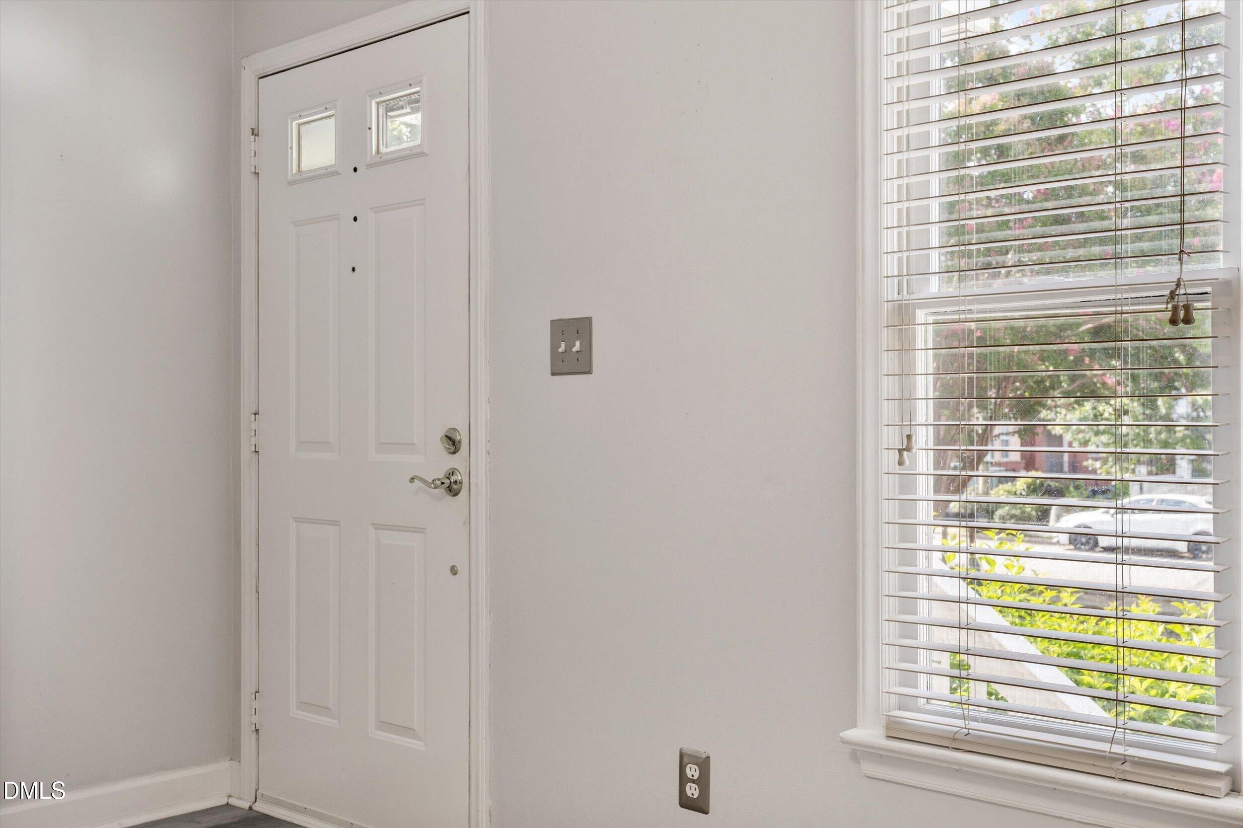 2306 Stafford Avenue C Property Photo 3