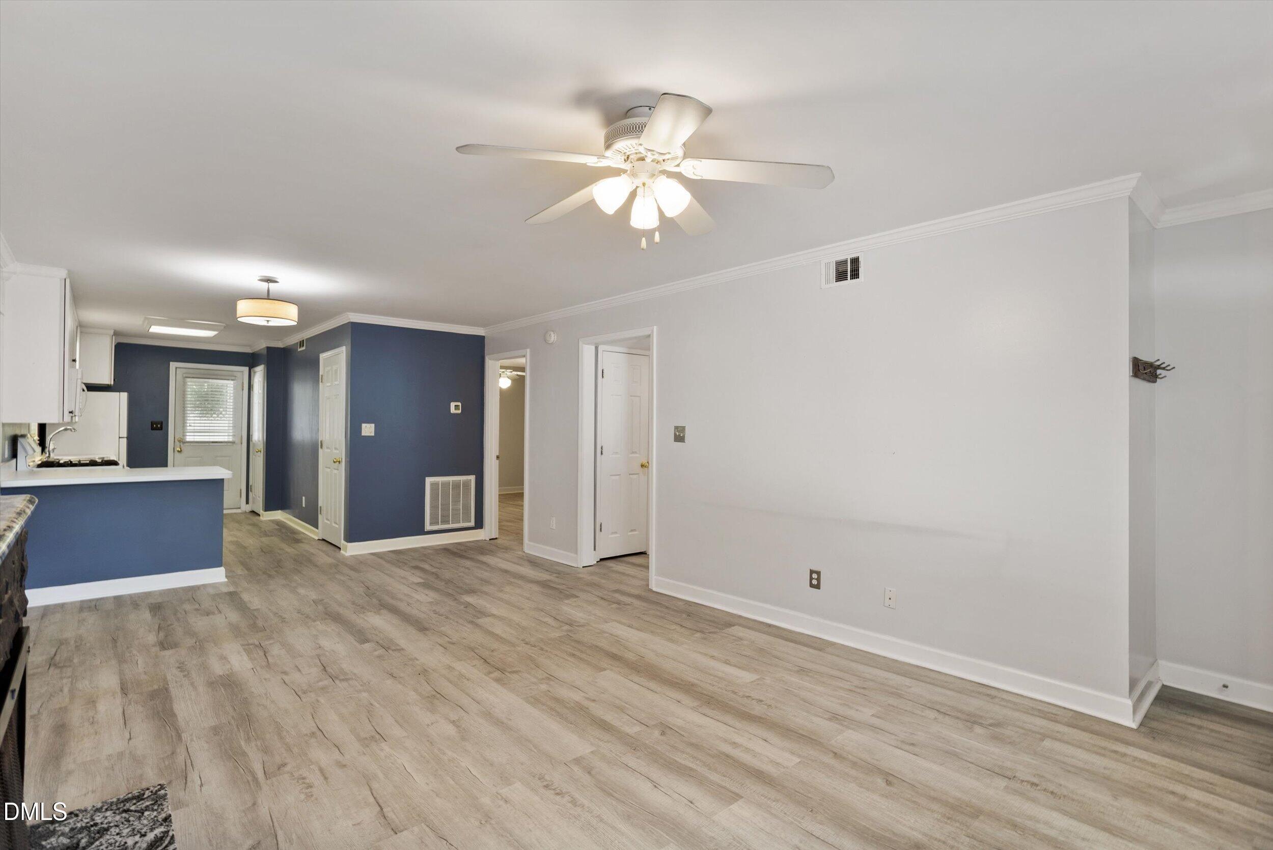 2306 Stafford Avenue C Property Photo 5