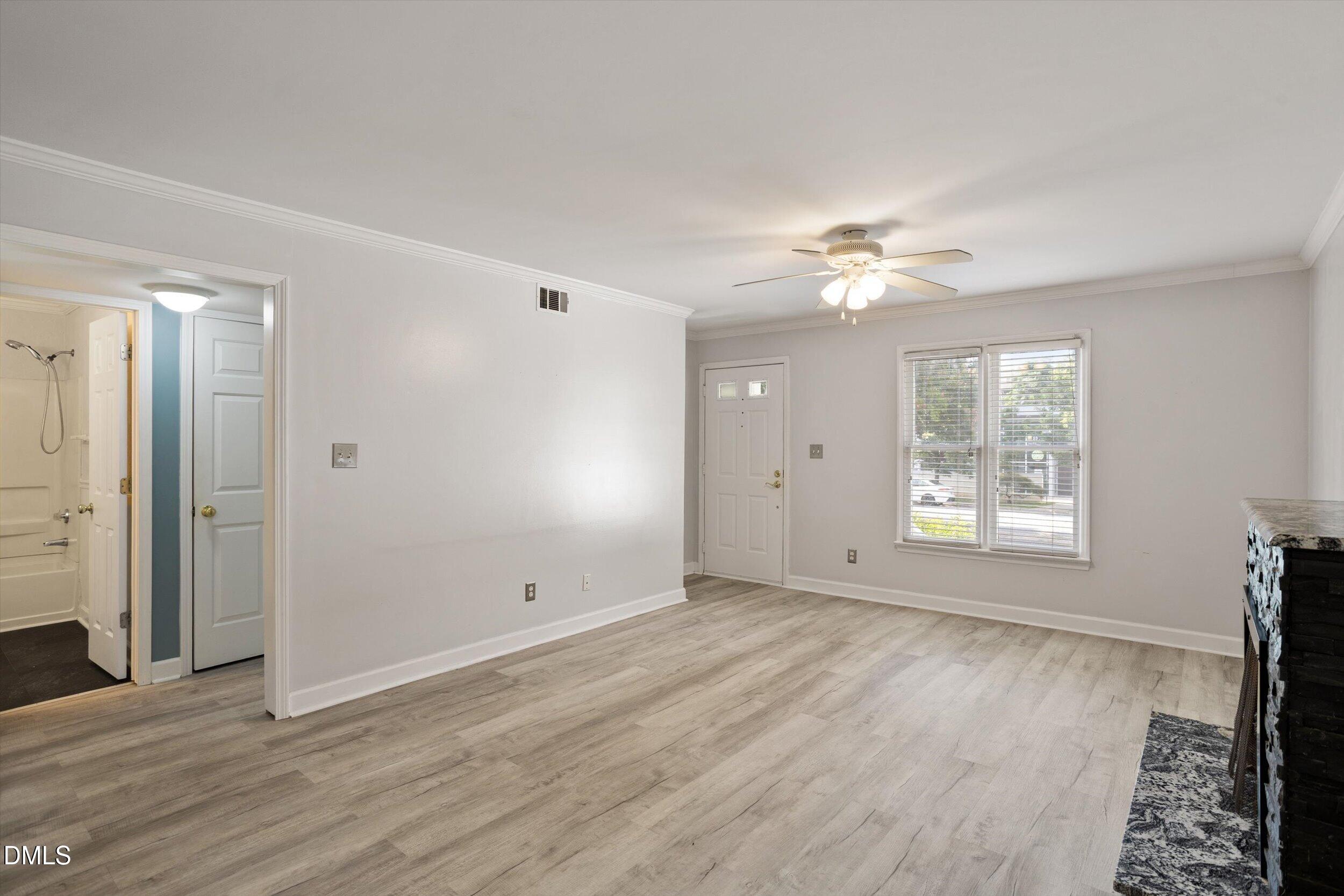2306 Stafford Avenue C Property Photo 6
