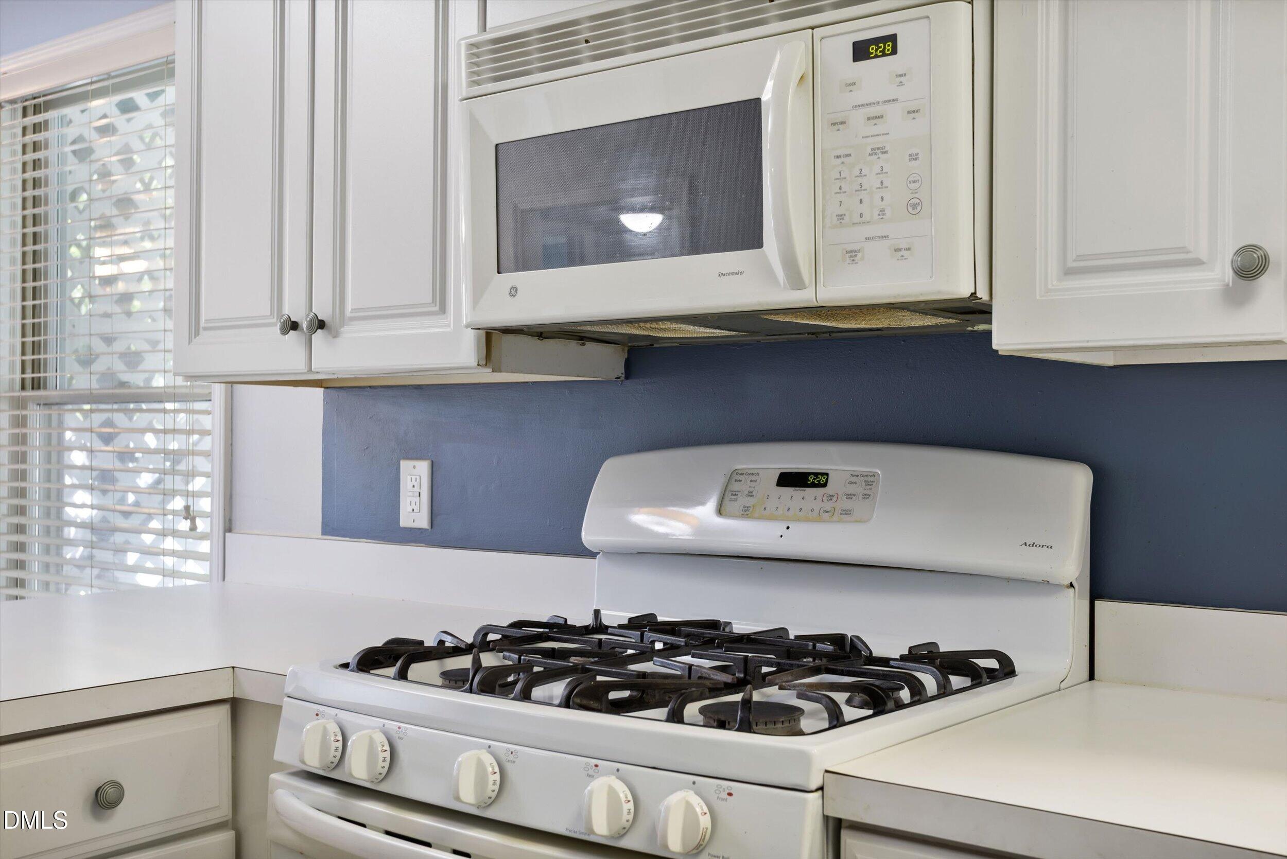 2306 Stafford Avenue C Property Photo 15