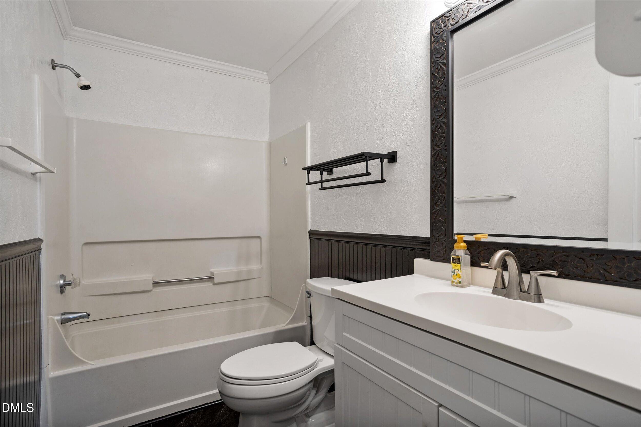2306 Stafford Avenue C Property Photo 21