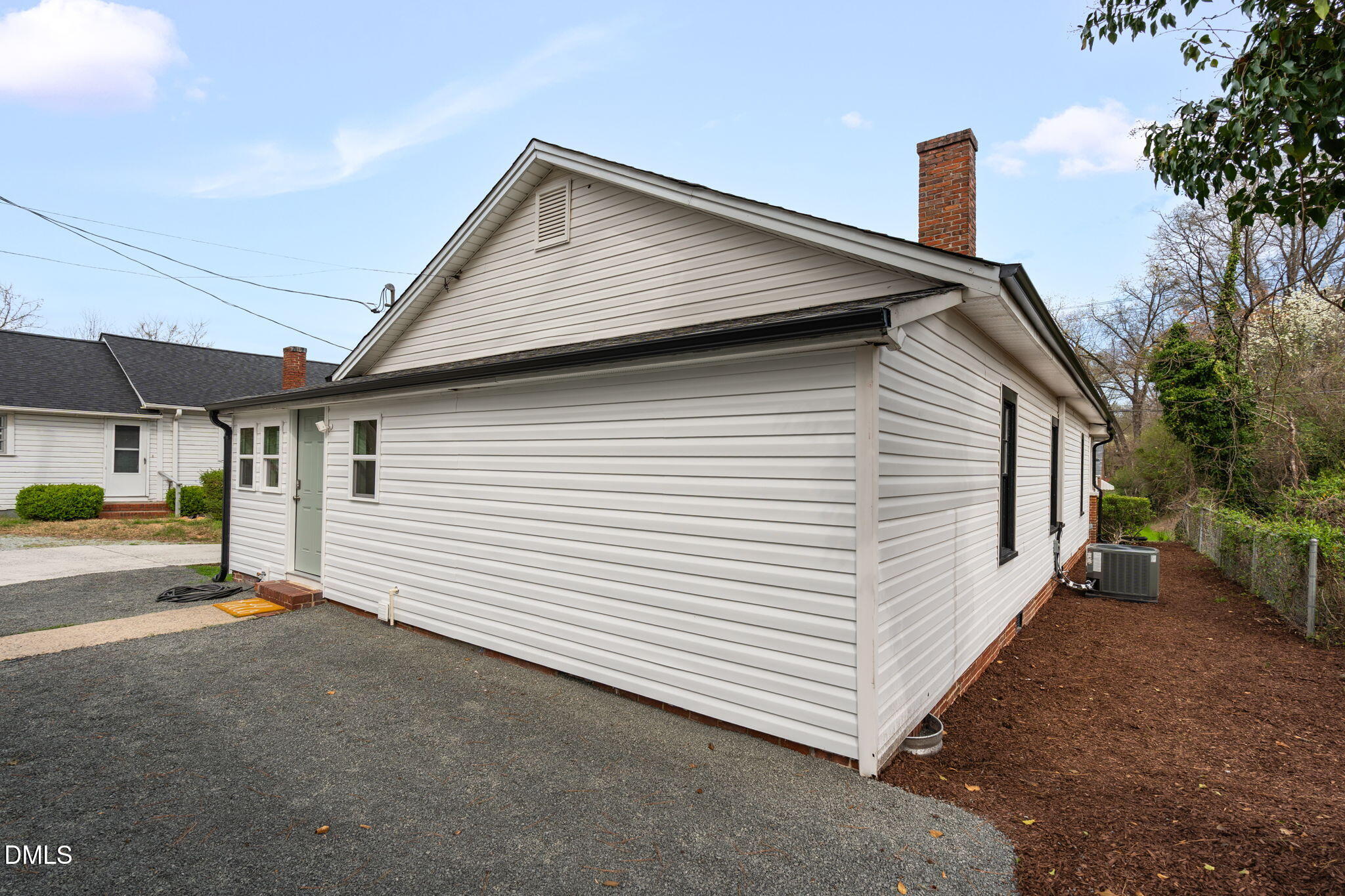 907 Morehead Avenue Property Photo 27